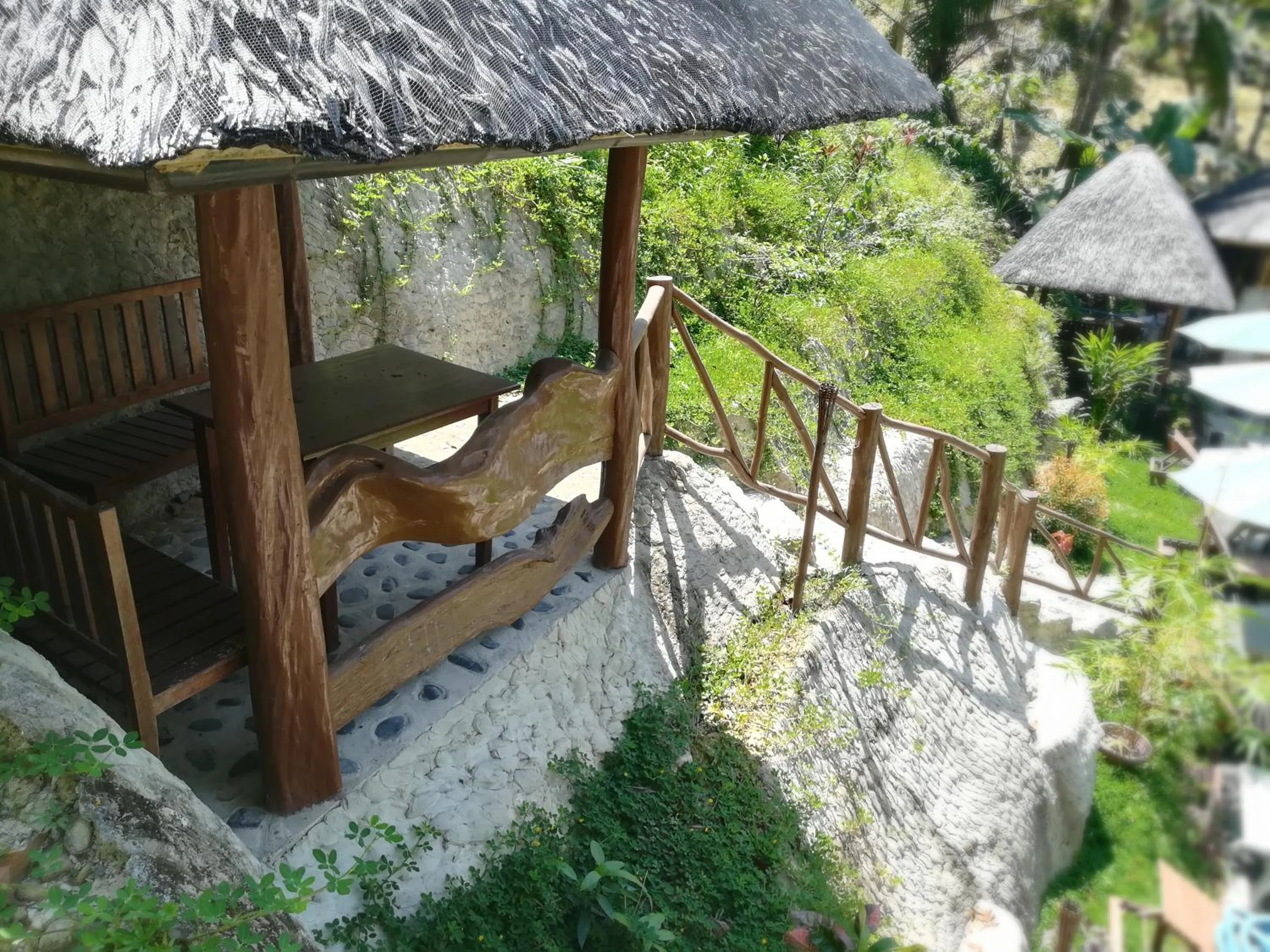 Garden in Victordelia Hilltop Hostel