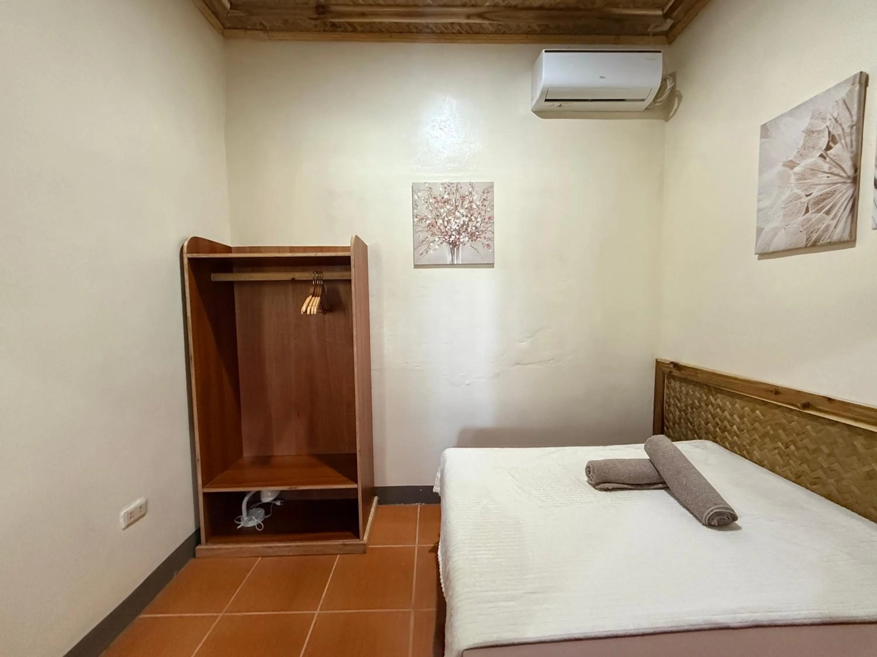 Bed in Victordelia Hilltop Hostel