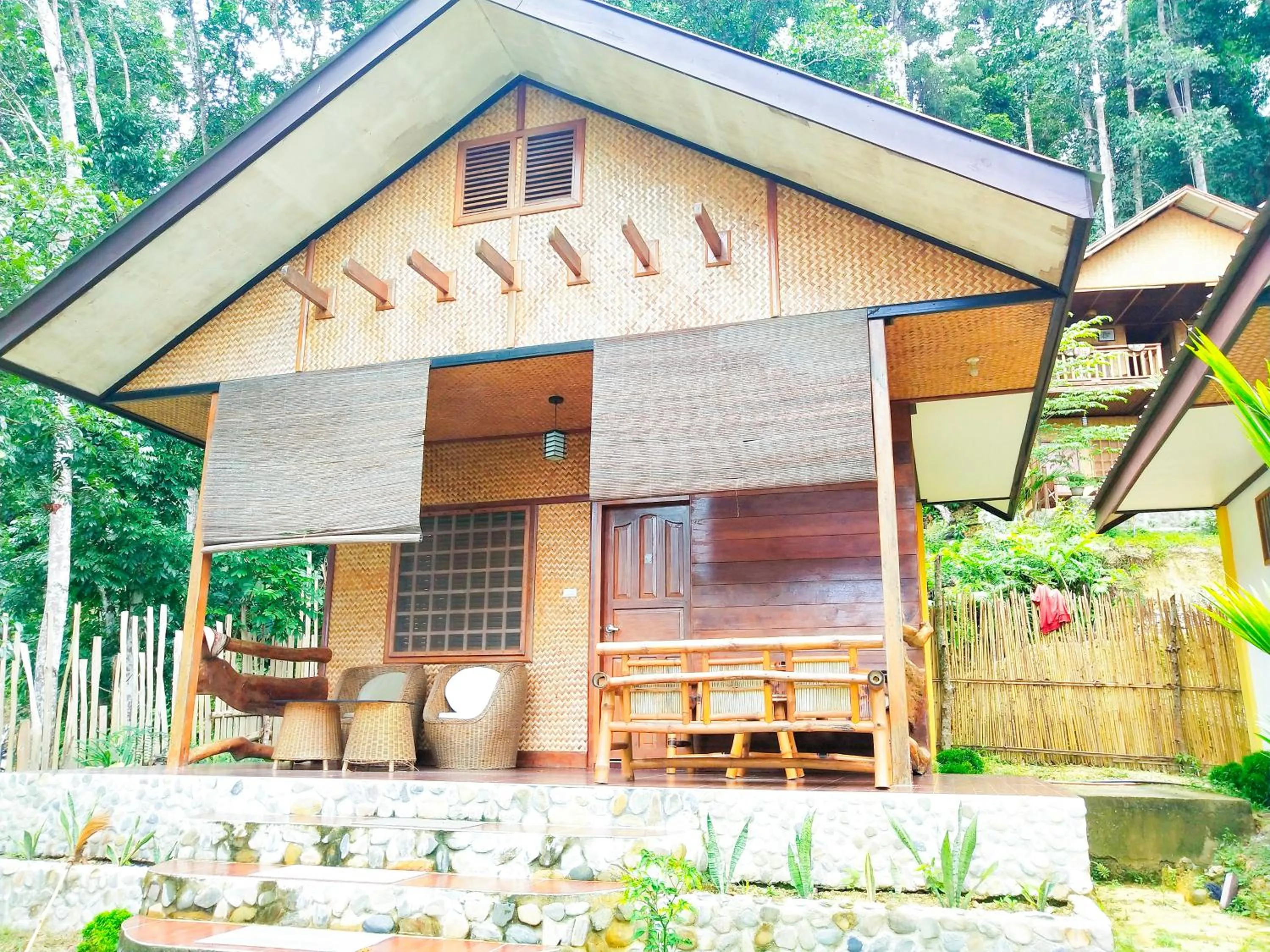 Property building in Victordelia Hilltop Hostel