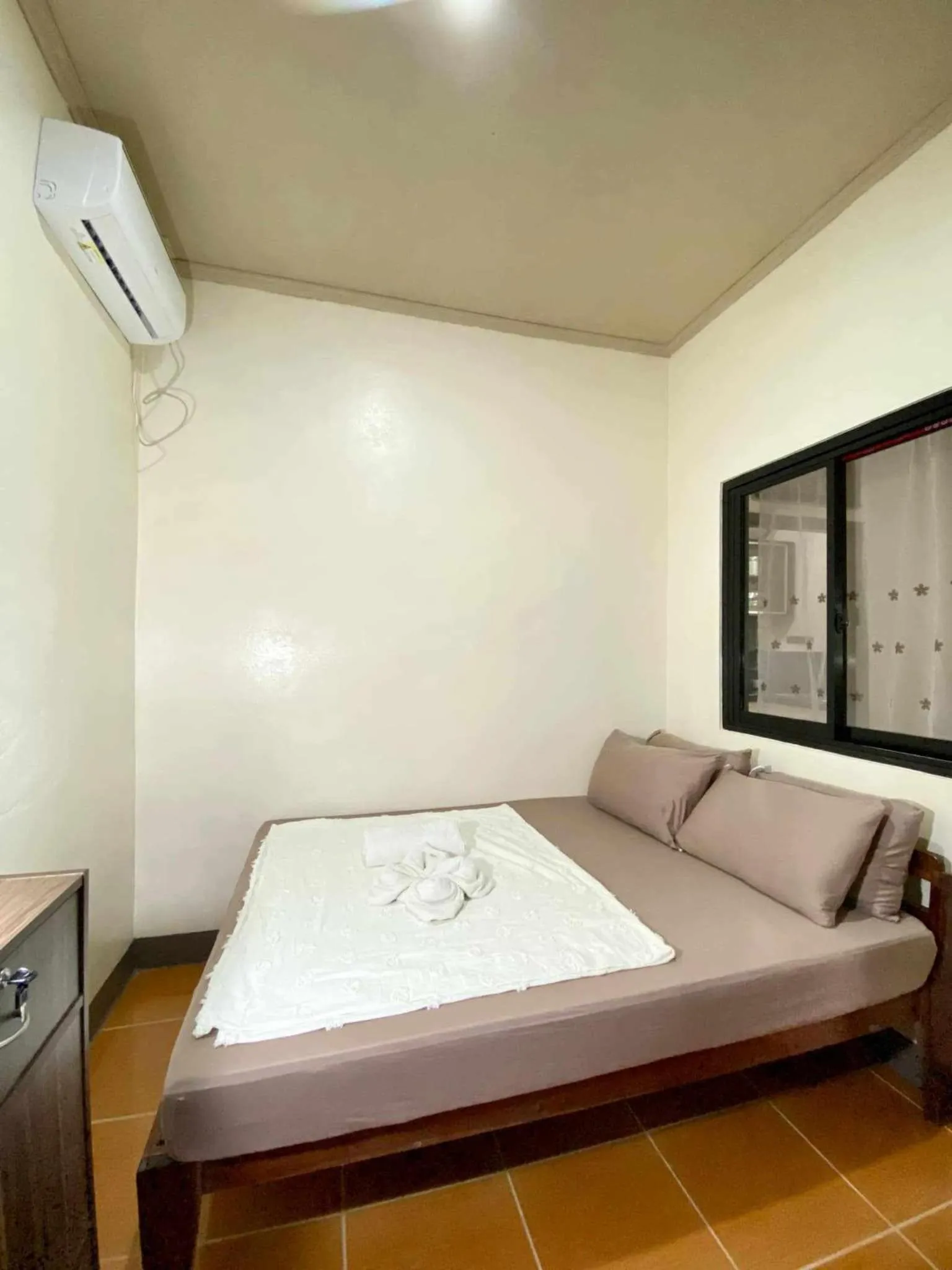 Bed in Victordelia Hilltop Hostel