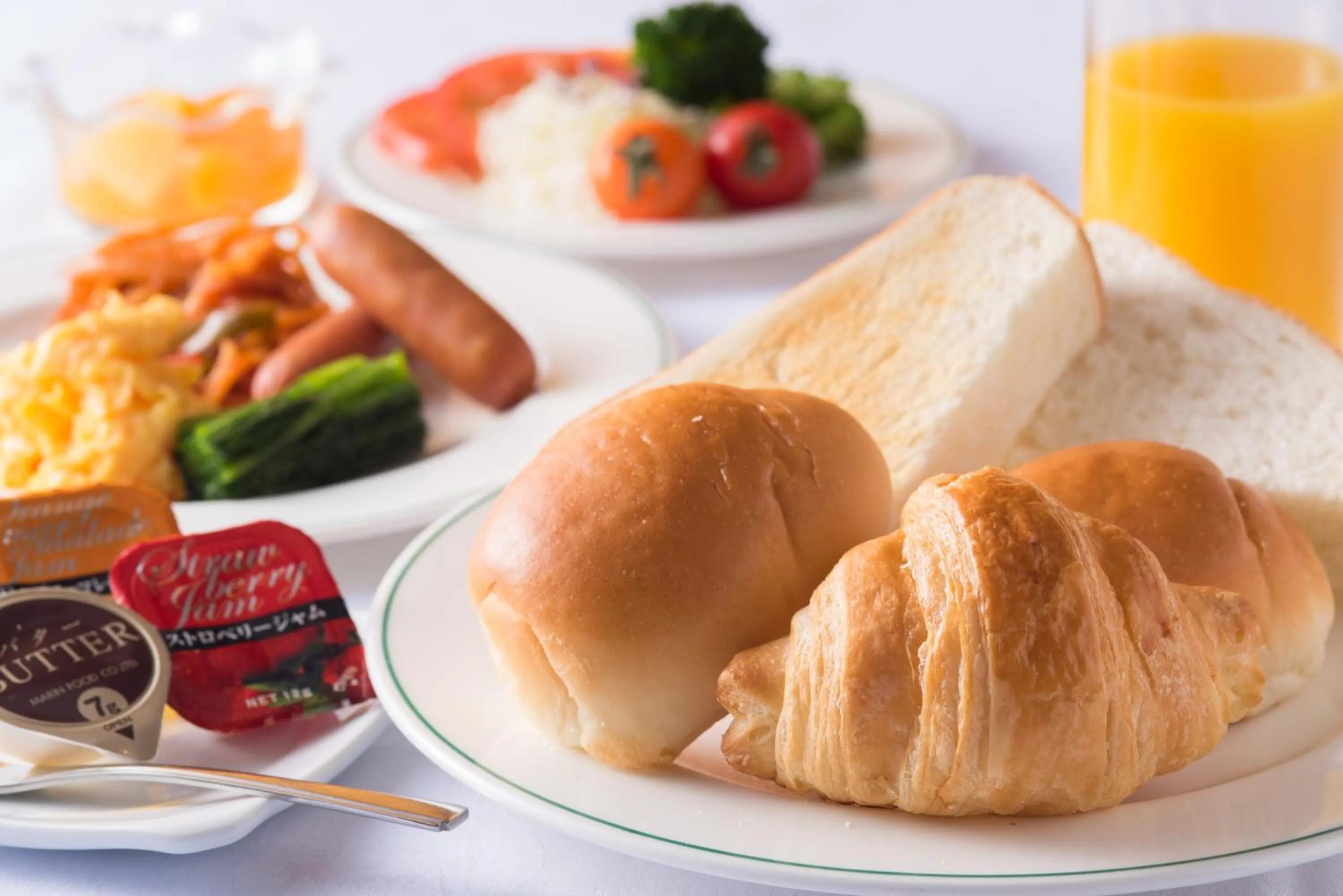 Breakfast in Hotel Suncrest