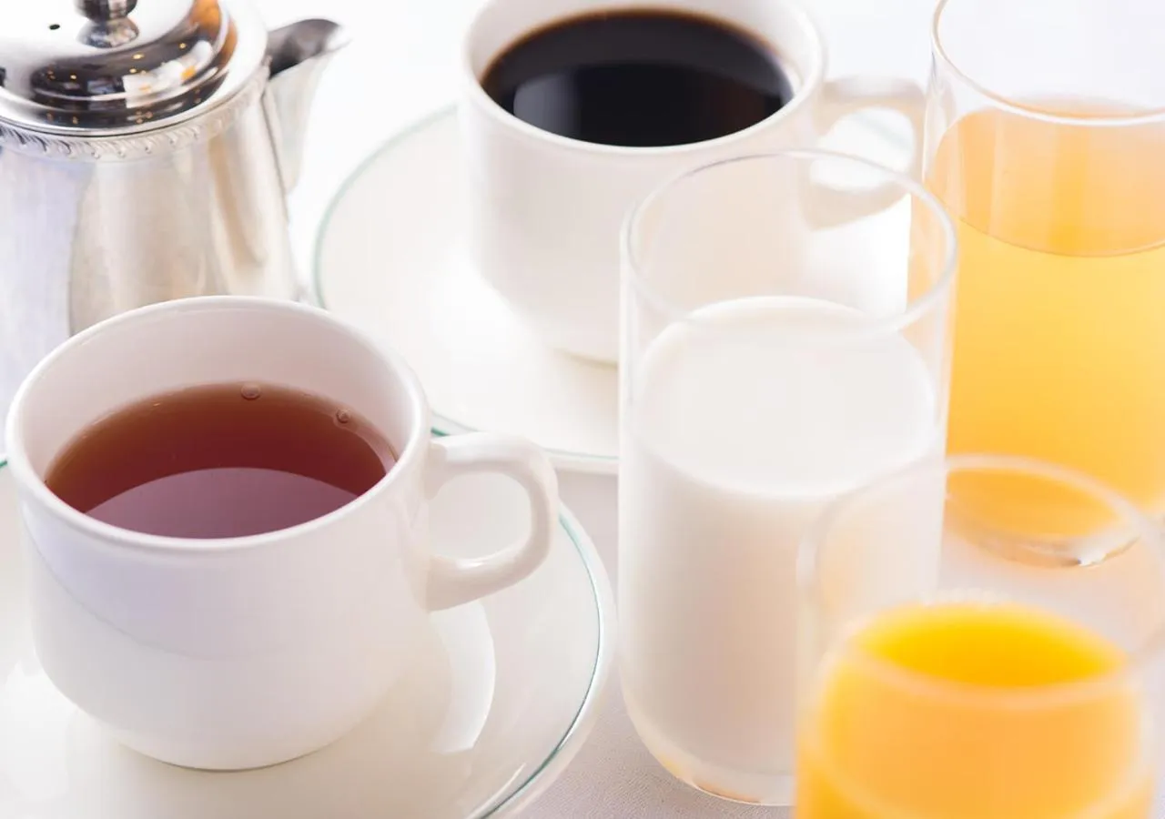 Coffee/tea facilities in Hotel Suncrest