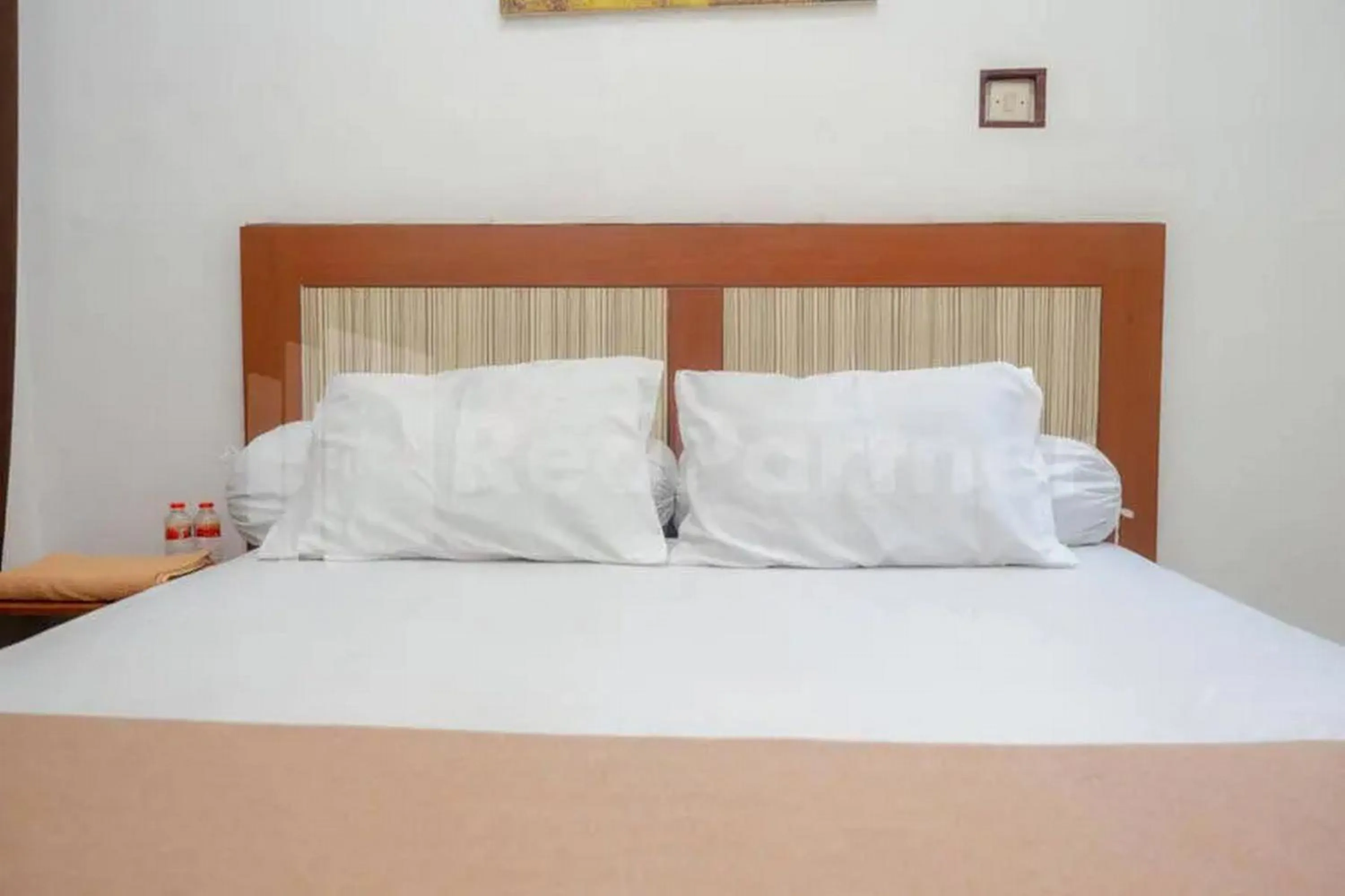 Bedroom, Bed in Homestay Babussalam Rungkut Mitra RedDoorz
