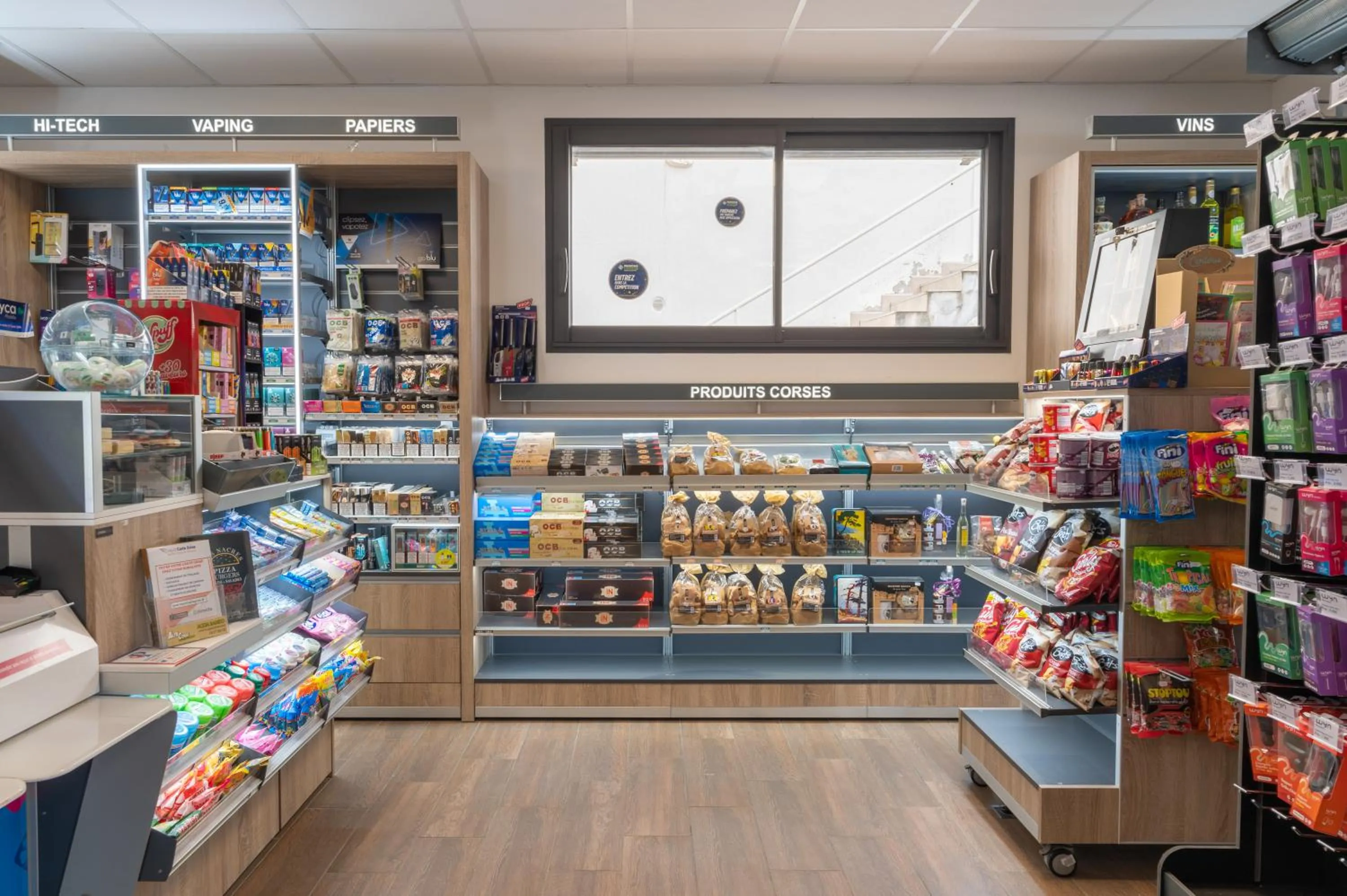 On-site shops in Hôtel Des Nacres