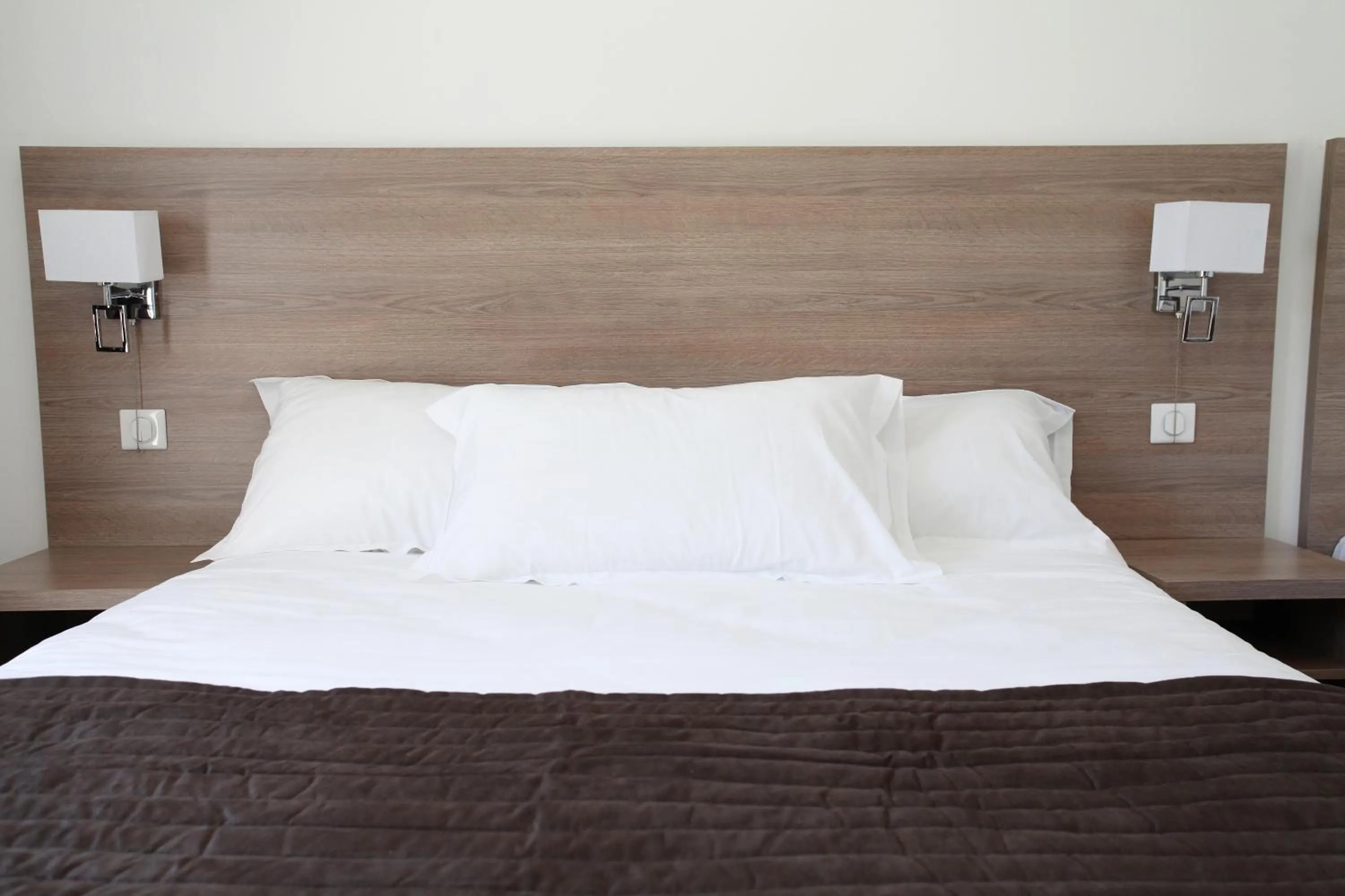 Photo of the whole room, Bed in Hôtel Des Nacres