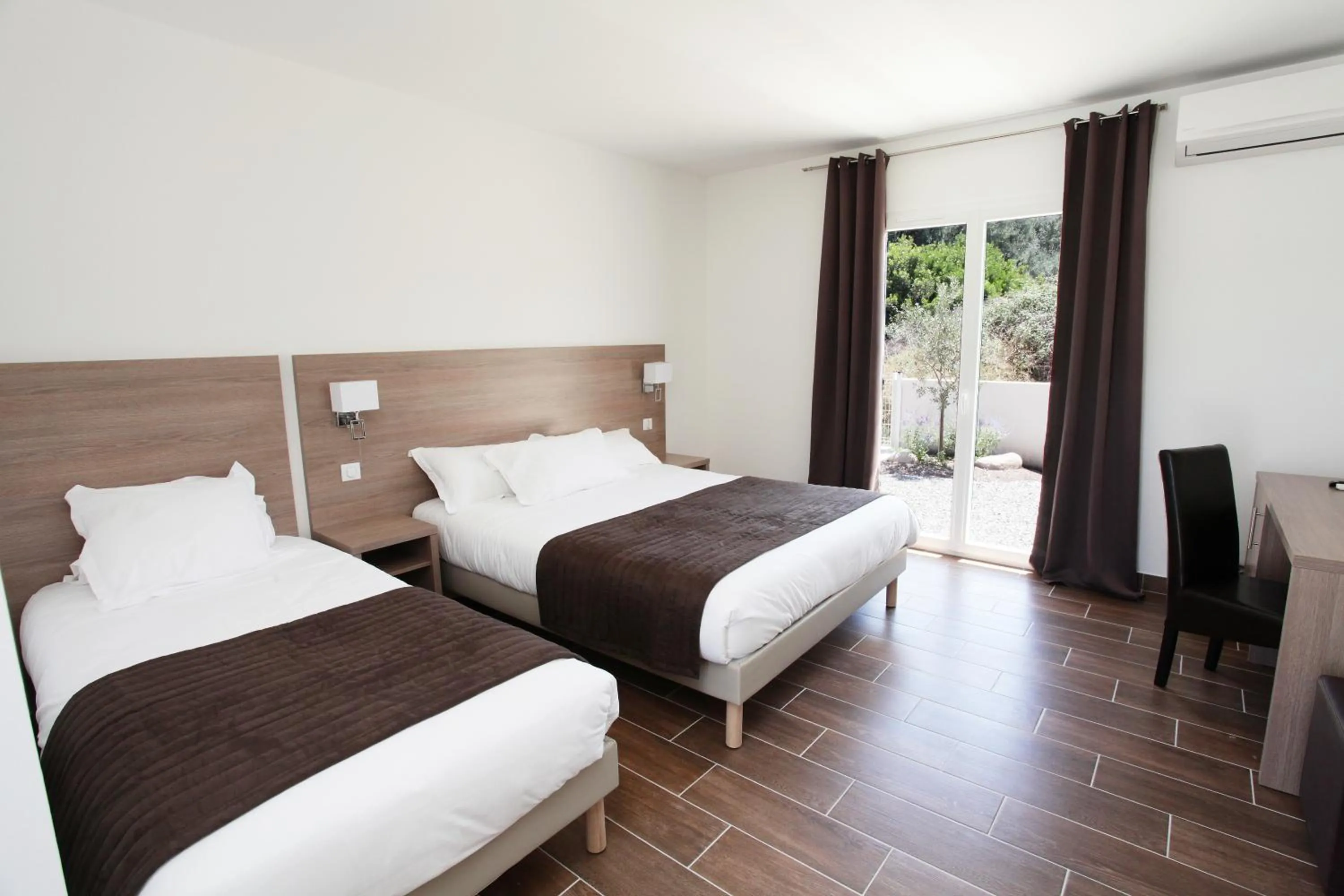 Photo of the whole room, Bed in Hôtel Des Nacres