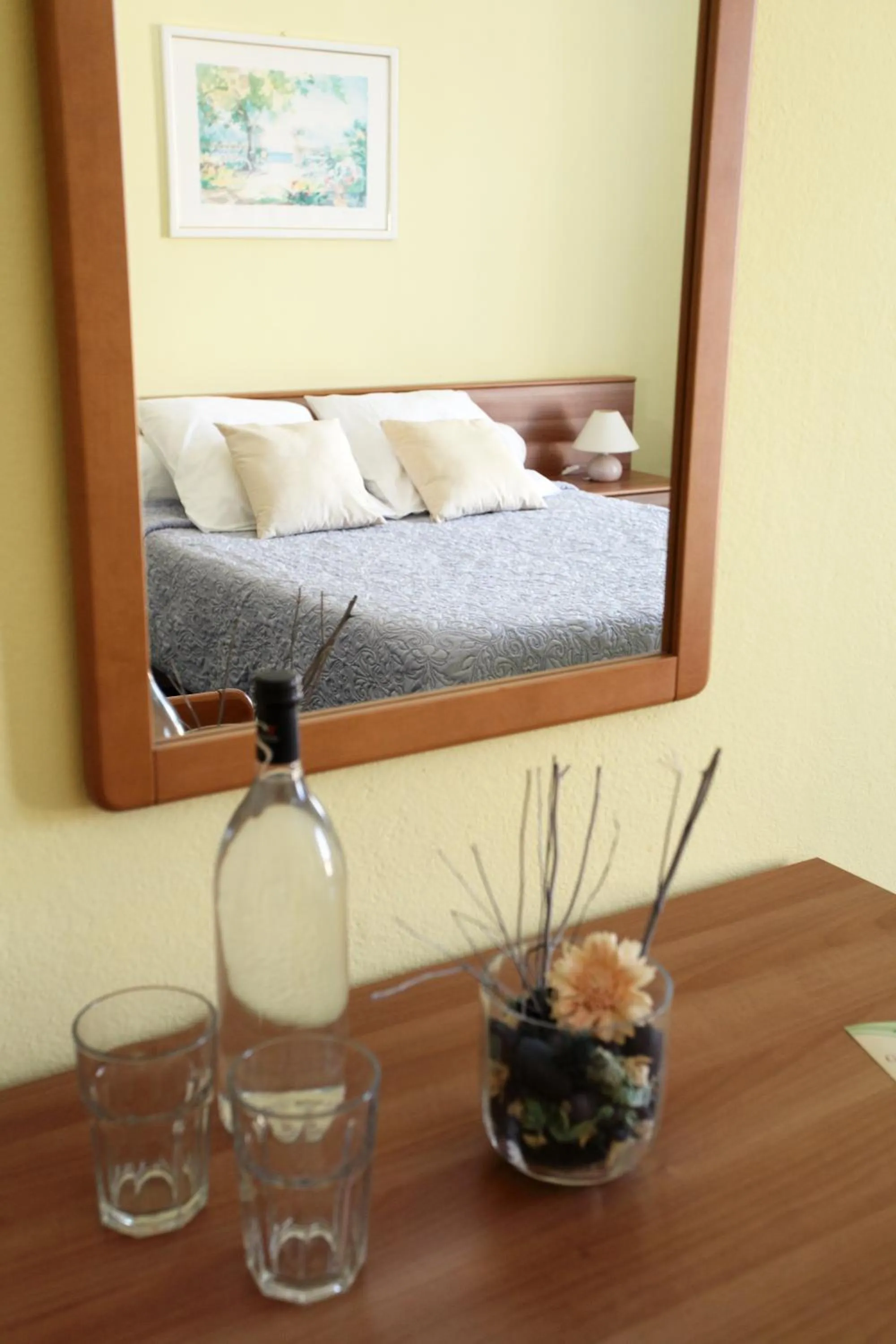 Bedroom in Hôtel Des Nacres