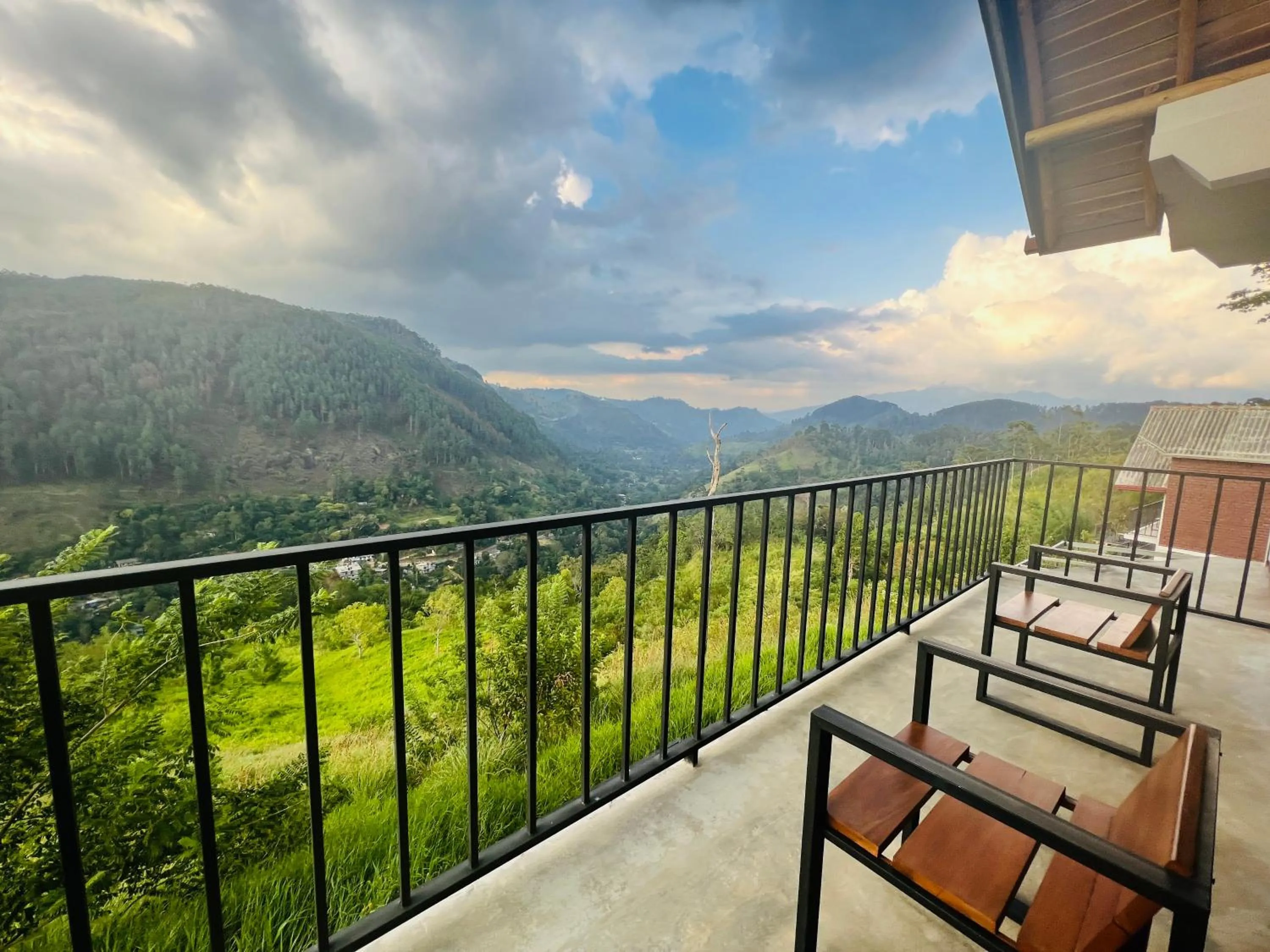 Dowa Elegance Resort