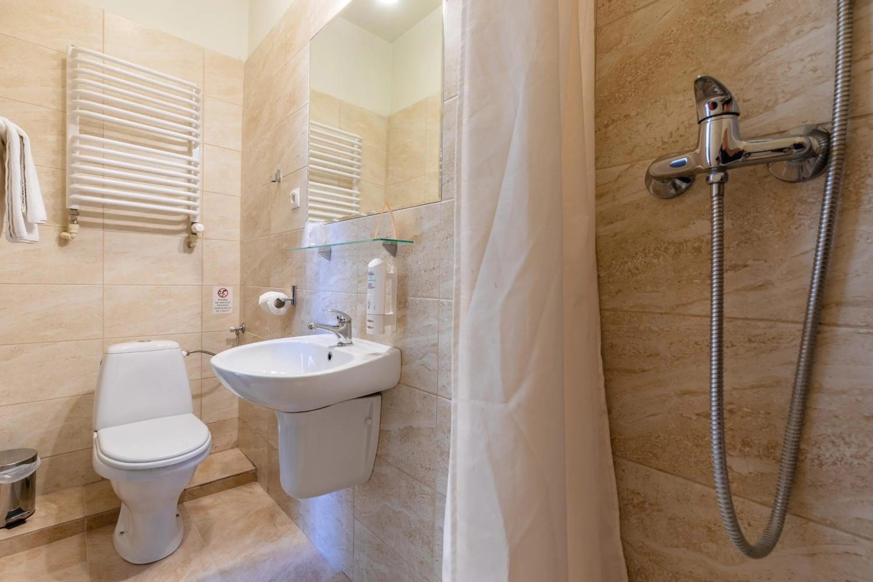 Shower in Kamienica Szefferów 1848 r.