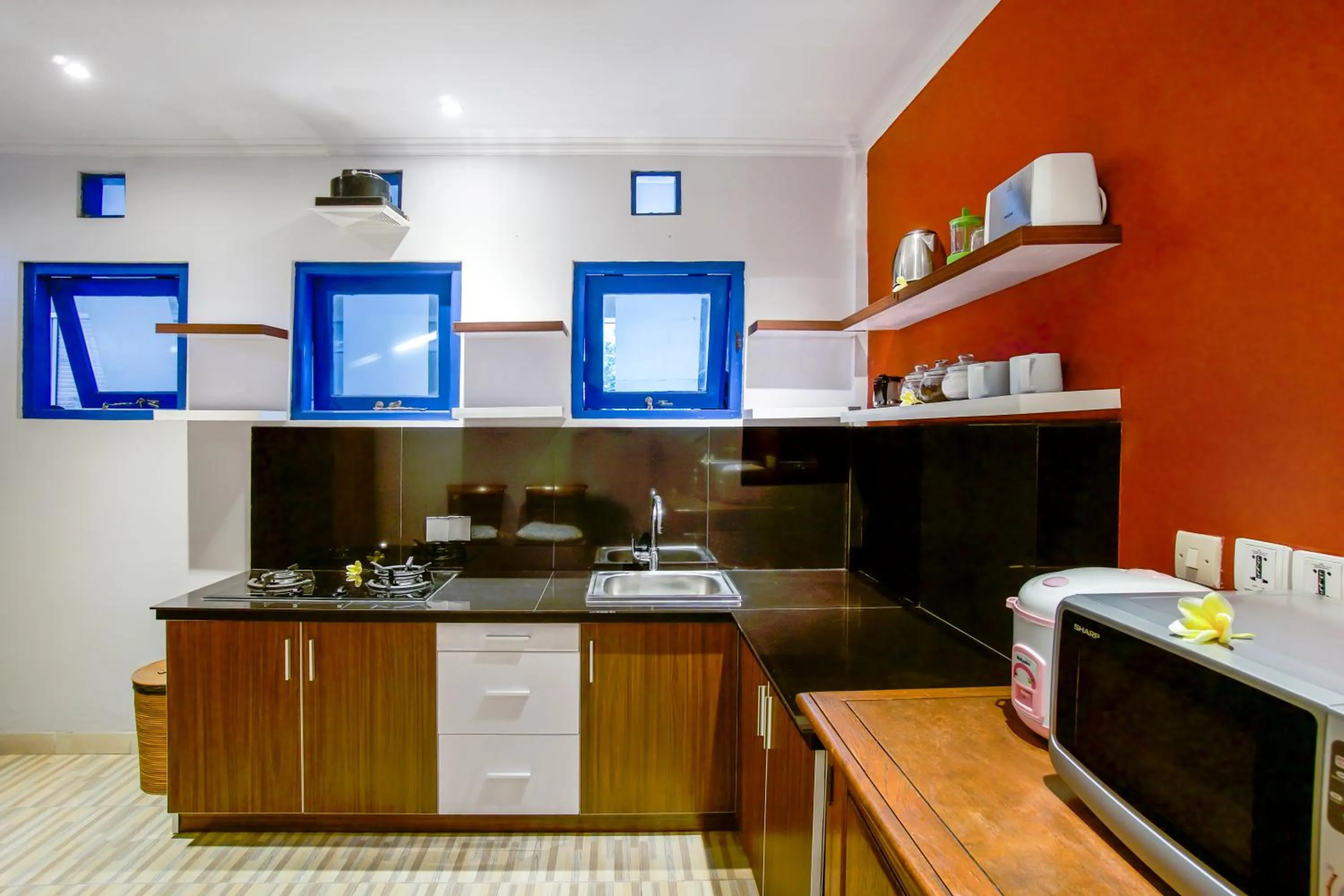 Kitchen or kitchenette in Hartaning House by GenuineHost