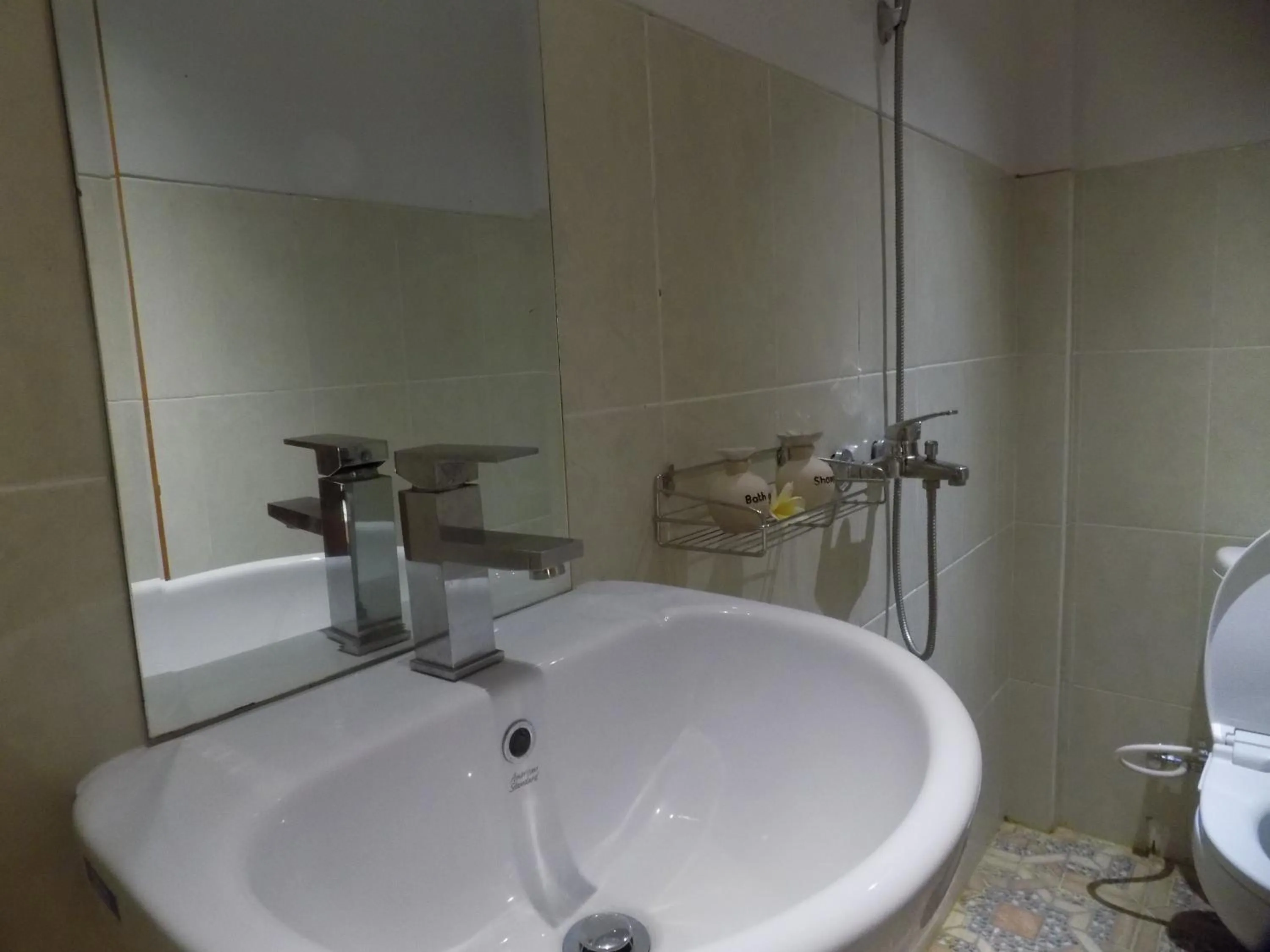 Bathroom in Hartaning House by GenuineHost