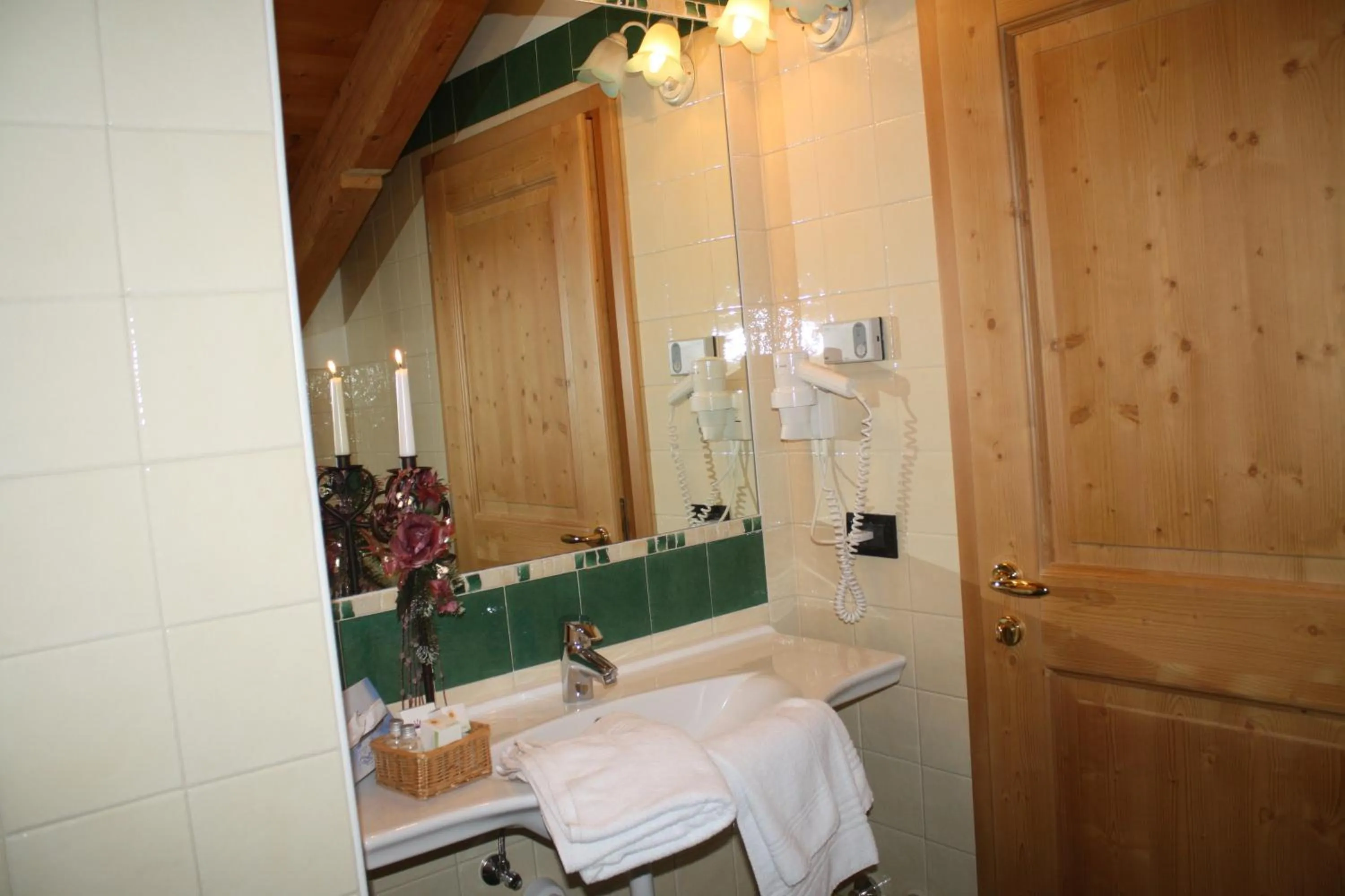 Bathroom in Hotel Michela