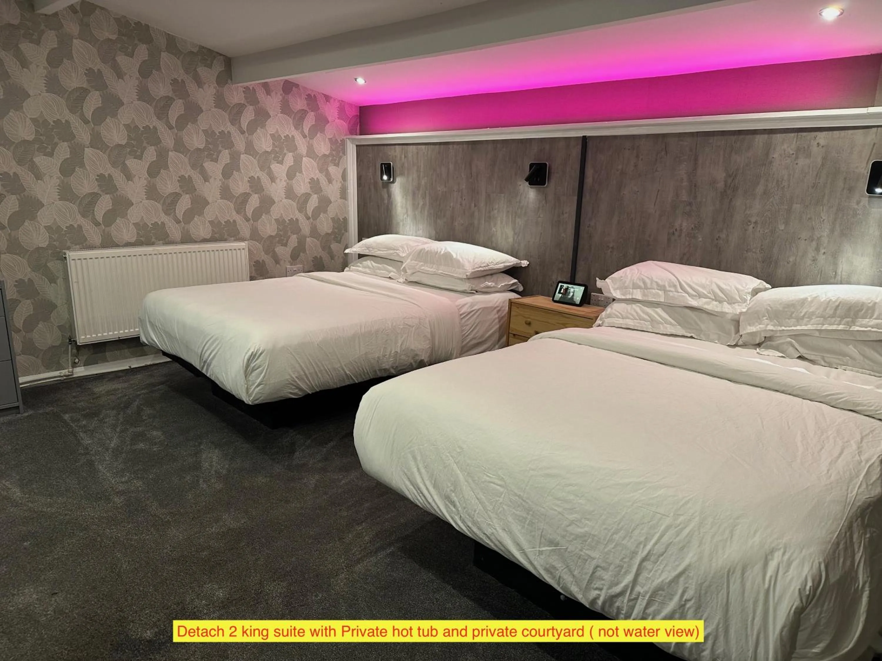 Bedroom, Bed in TheWaterfrontLodges