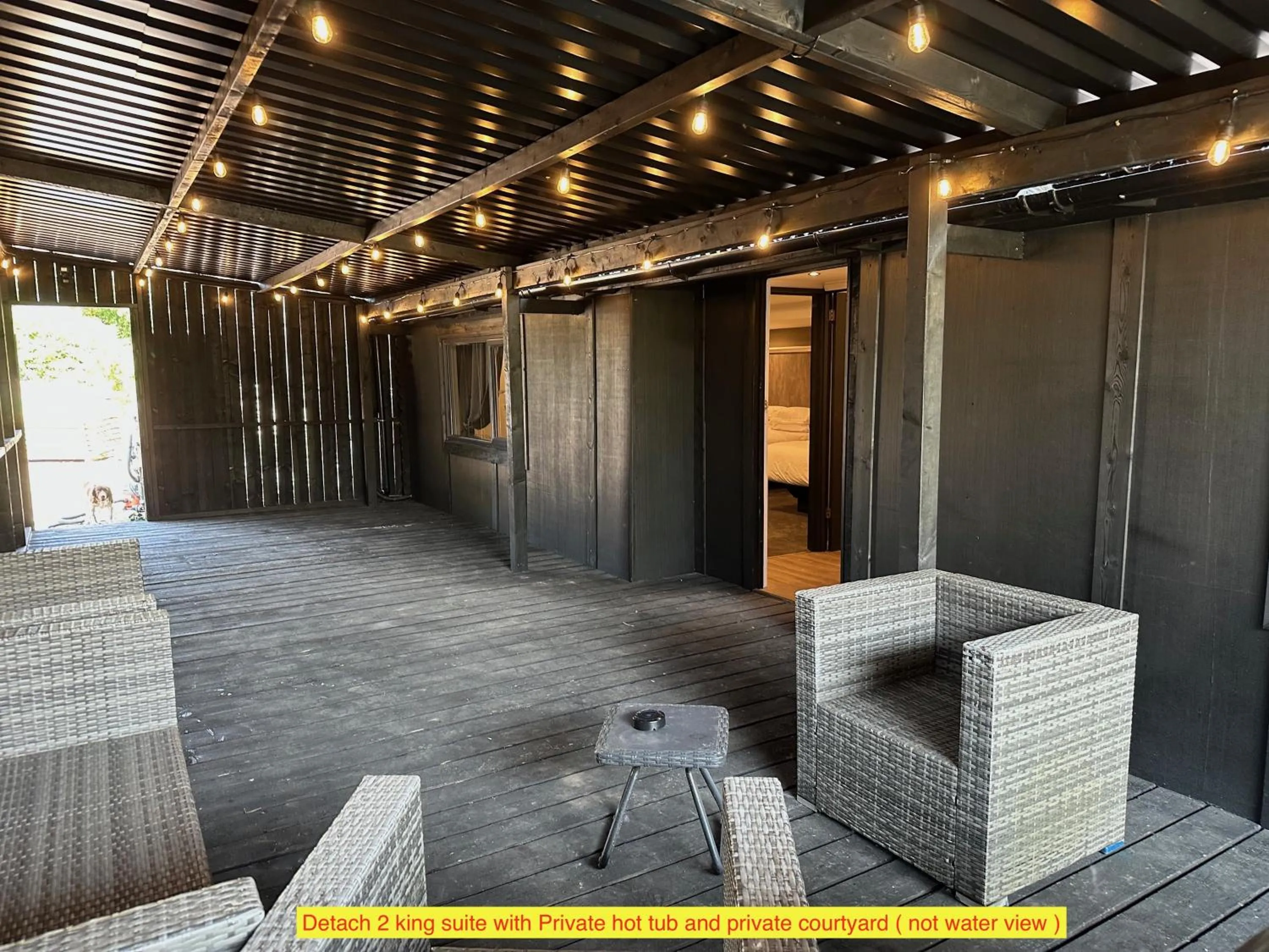 Hot Tub in TheWaterfrontLodges