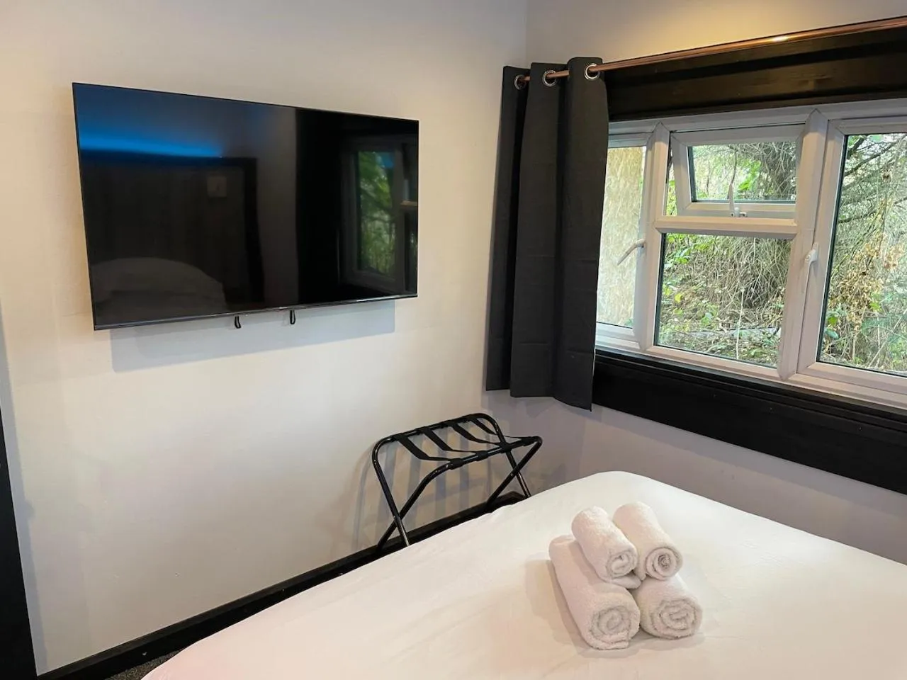 Bedroom, Bed in TheWaterfrontLodges