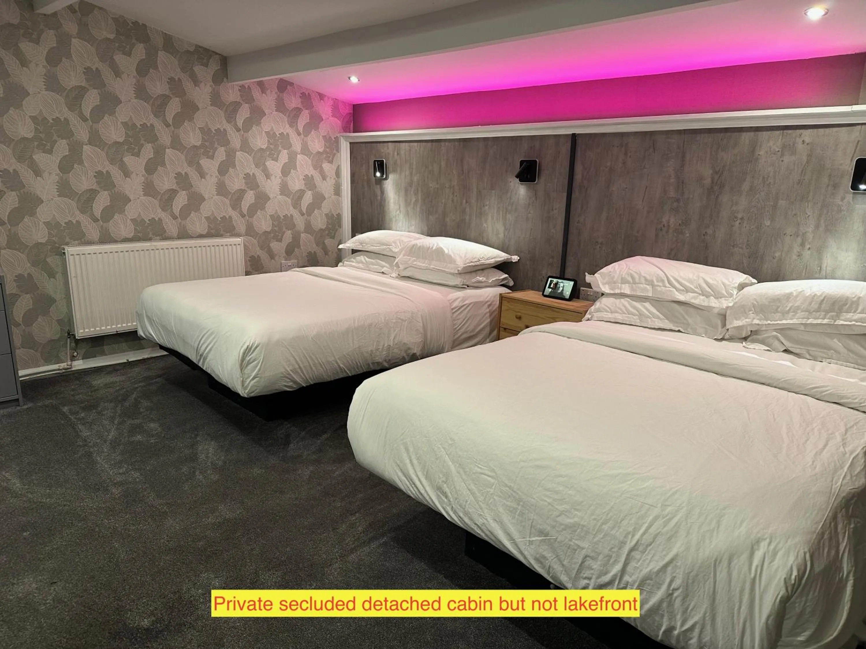 Bedroom, Bed in TheWaterfrontLodges