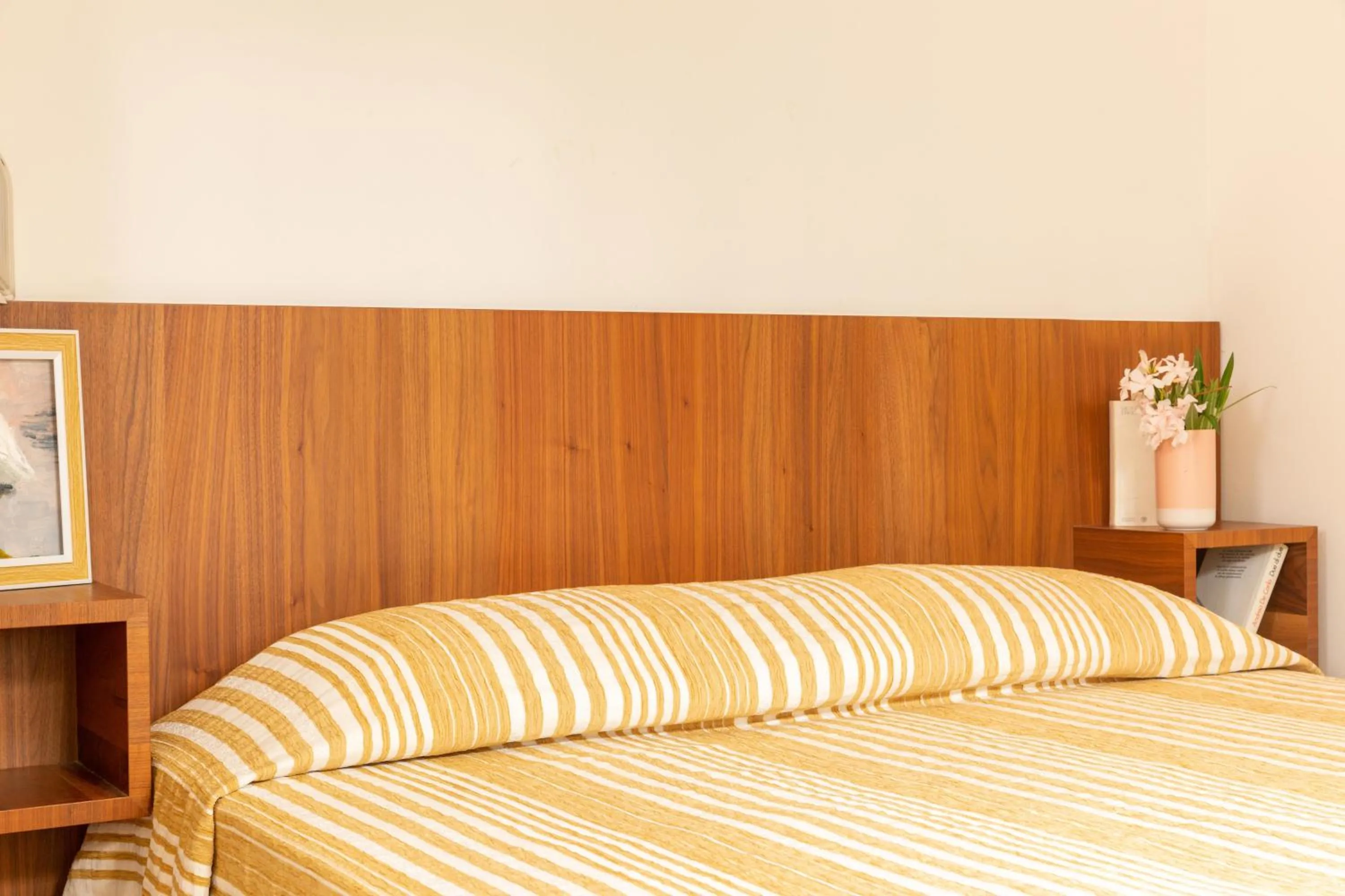 Photo of the whole room, Bed in Gitavillage Talamone