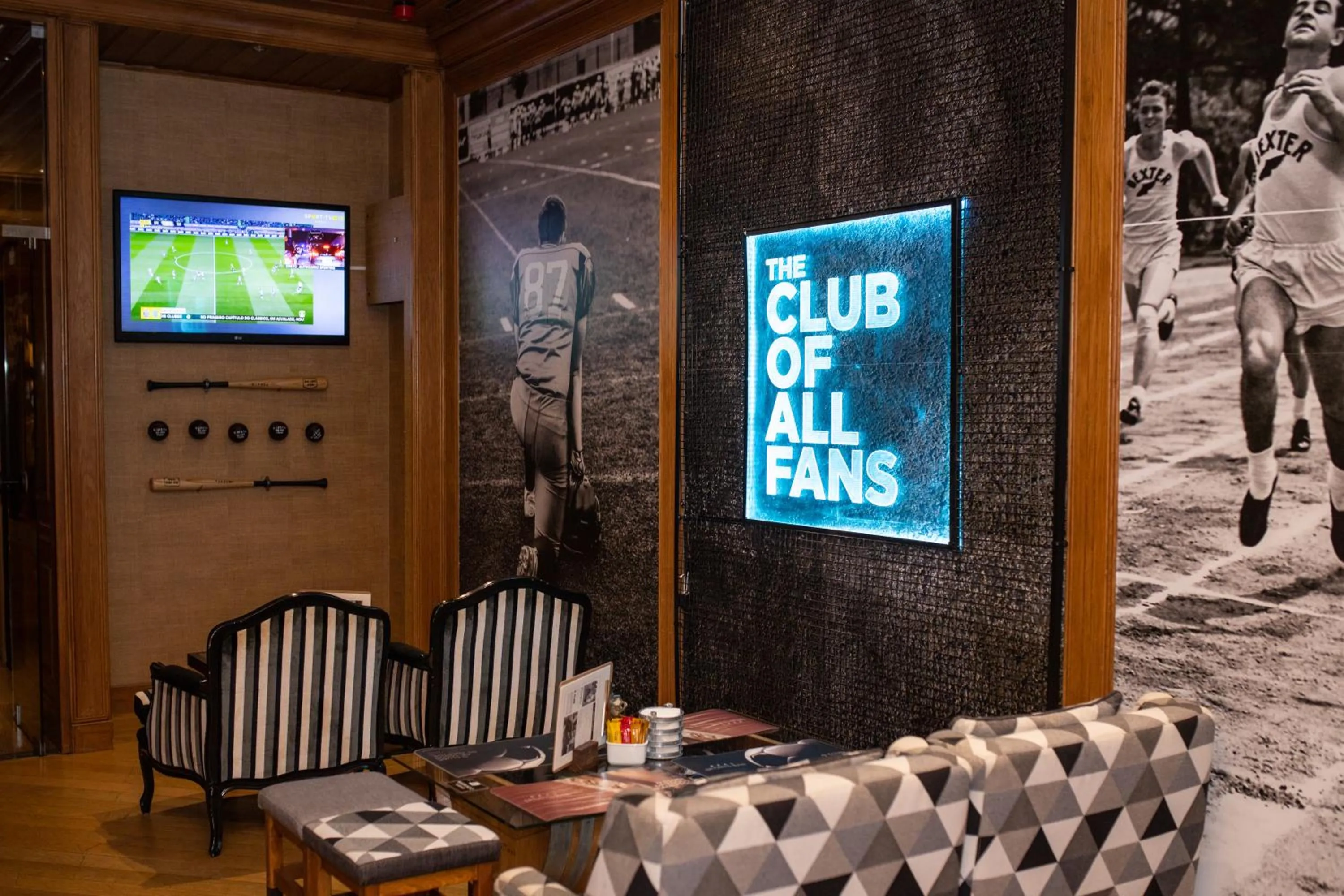 Lounge or bar in Hotel Real Palacio