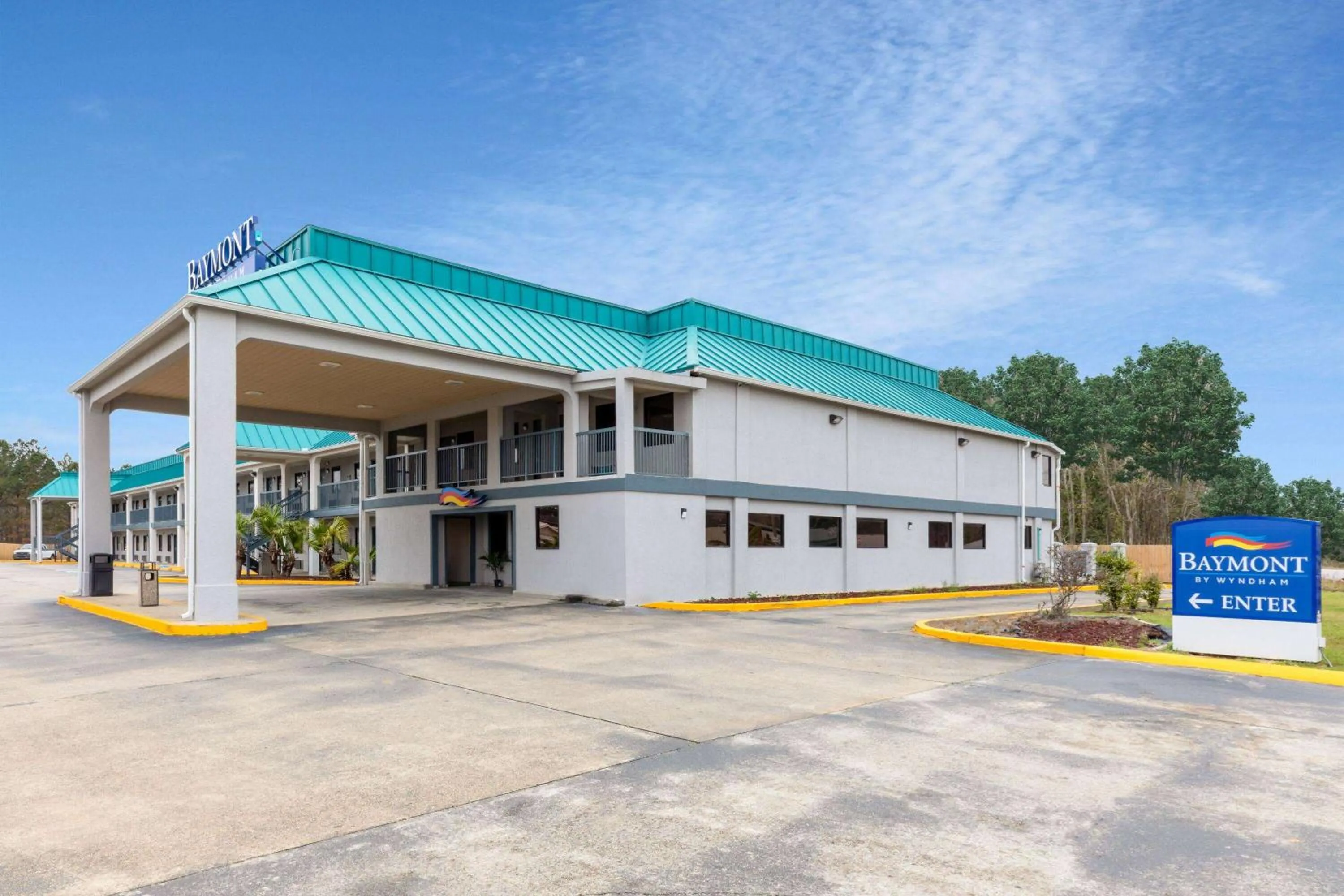 Property building in Baymont by Wyndham Biloxi - Ocean Springs