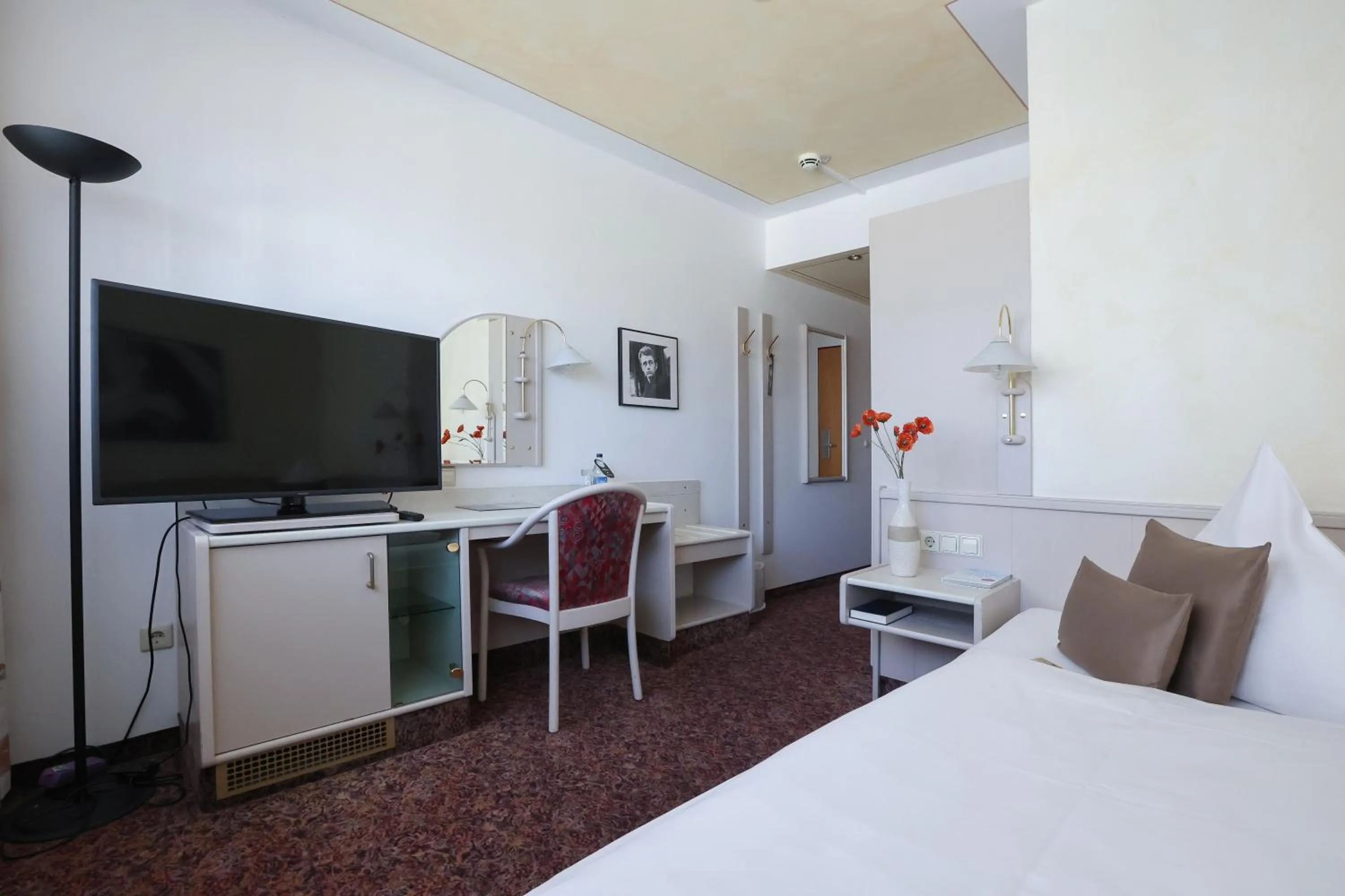 Photo of the whole room, Bed in Arthotel Ana Panorama