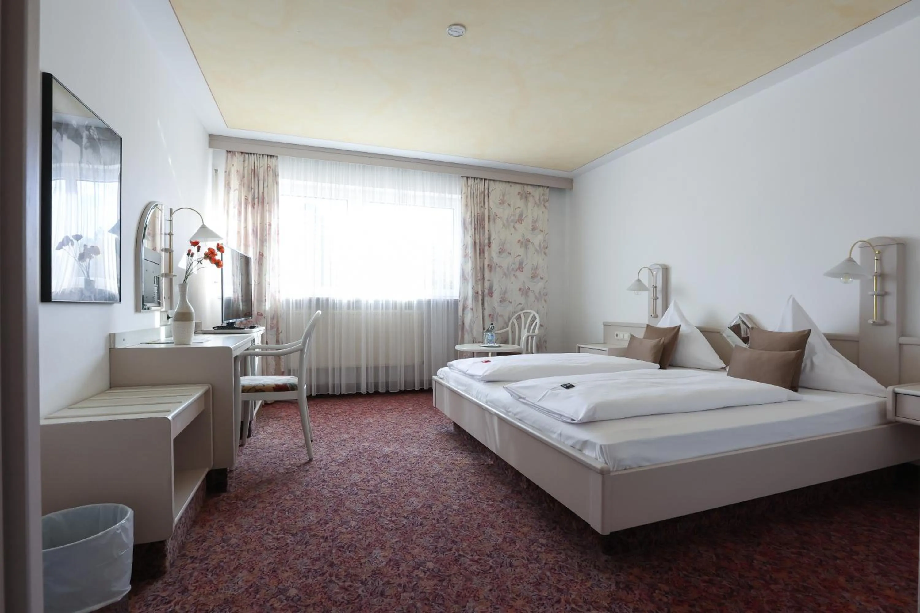 Photo of the whole room, Bed in Arthotel Ana Panorama