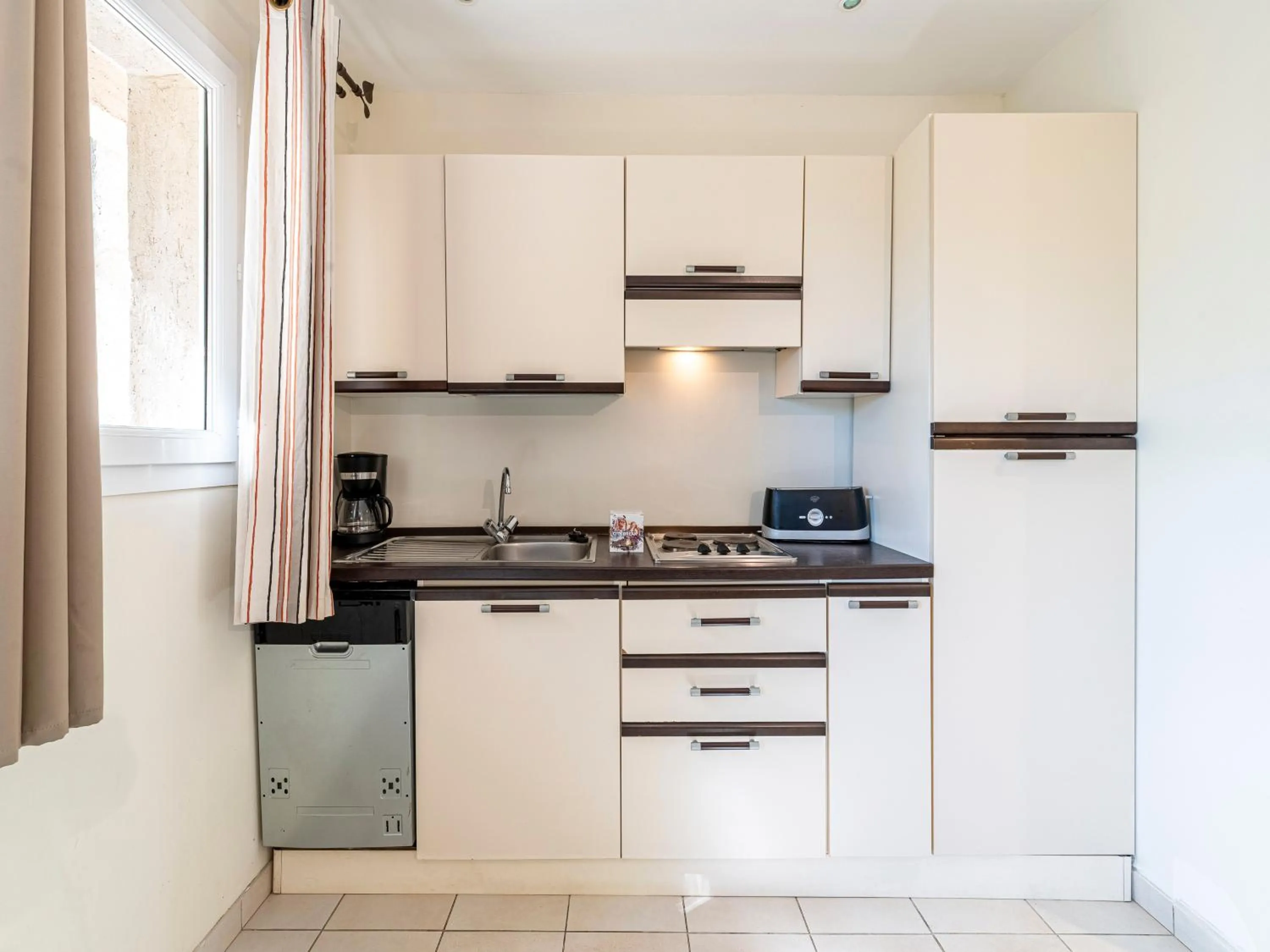 kitchen in Vacancéole - Résidence Lisa Maria