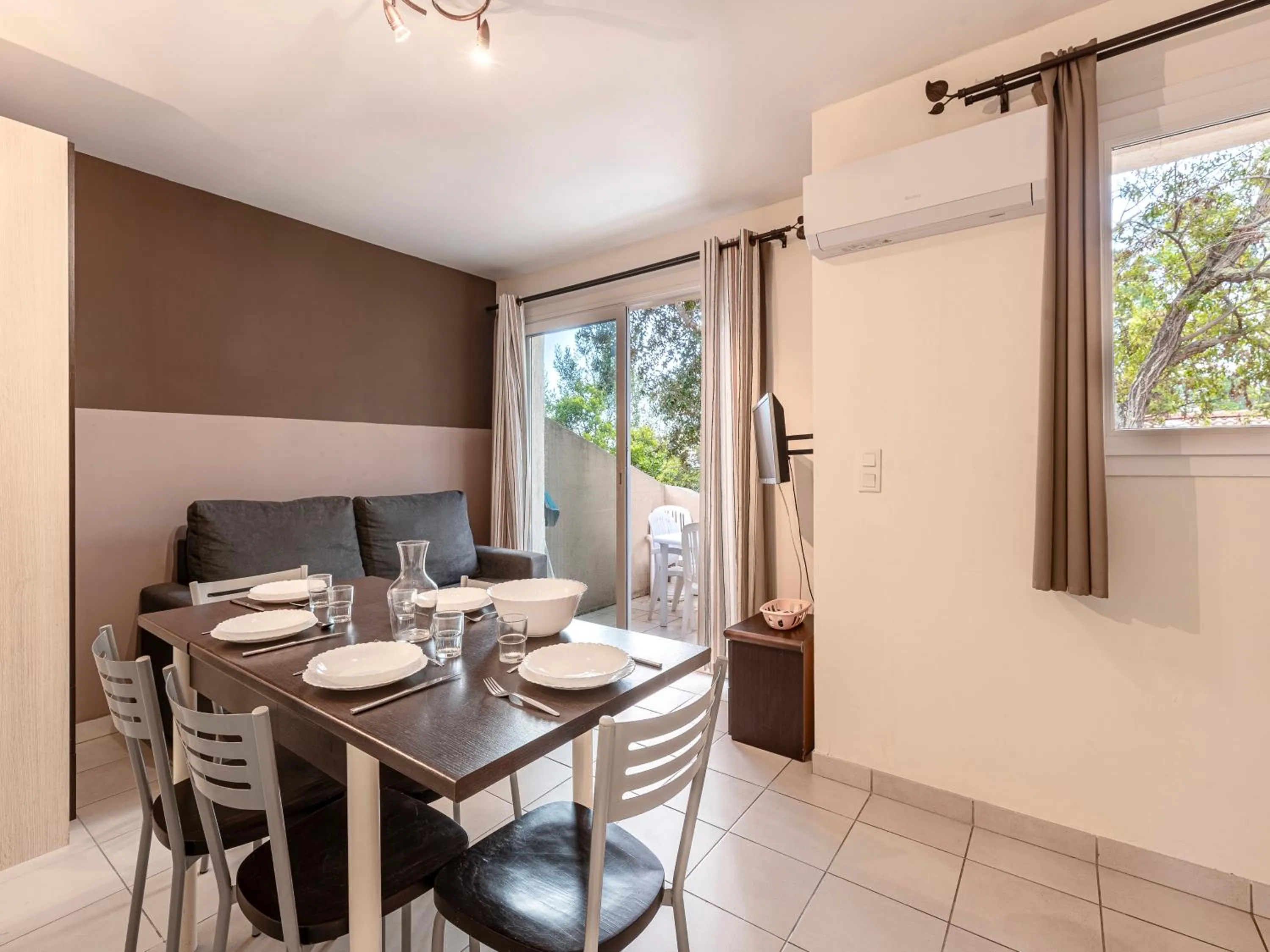 Dining area in Vacancéole - Résidence Lisa Maria