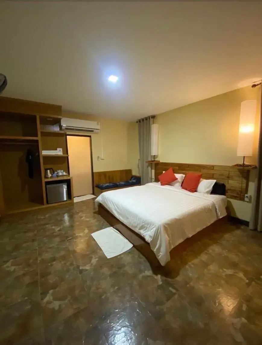 Deluxe Room in Baan Suan Nam Resort Deluxe Room in Baan Suan Nam Resort