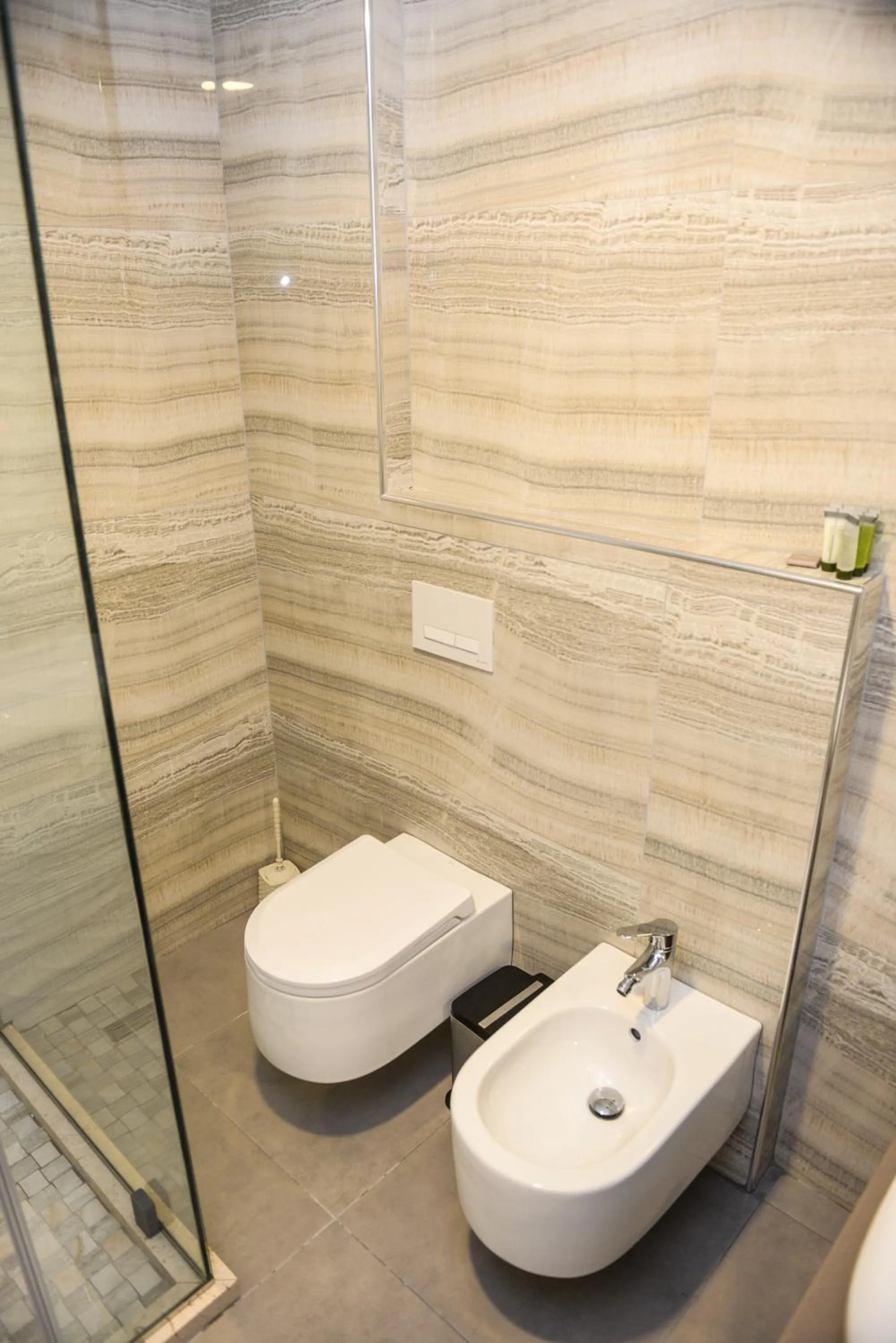 Shower in Brilliant Hotel & SPA