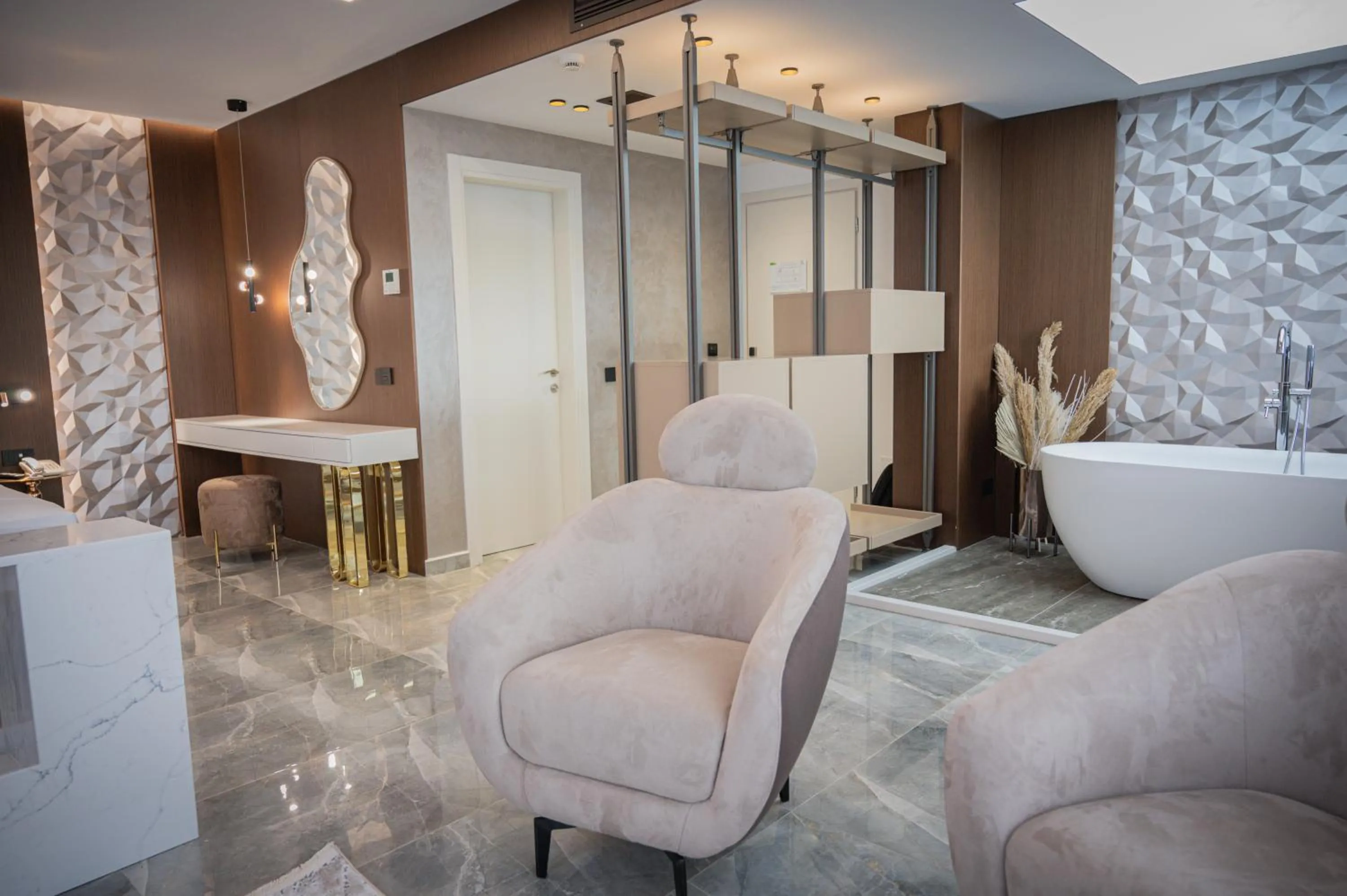 Brilliant Hotel & SPA