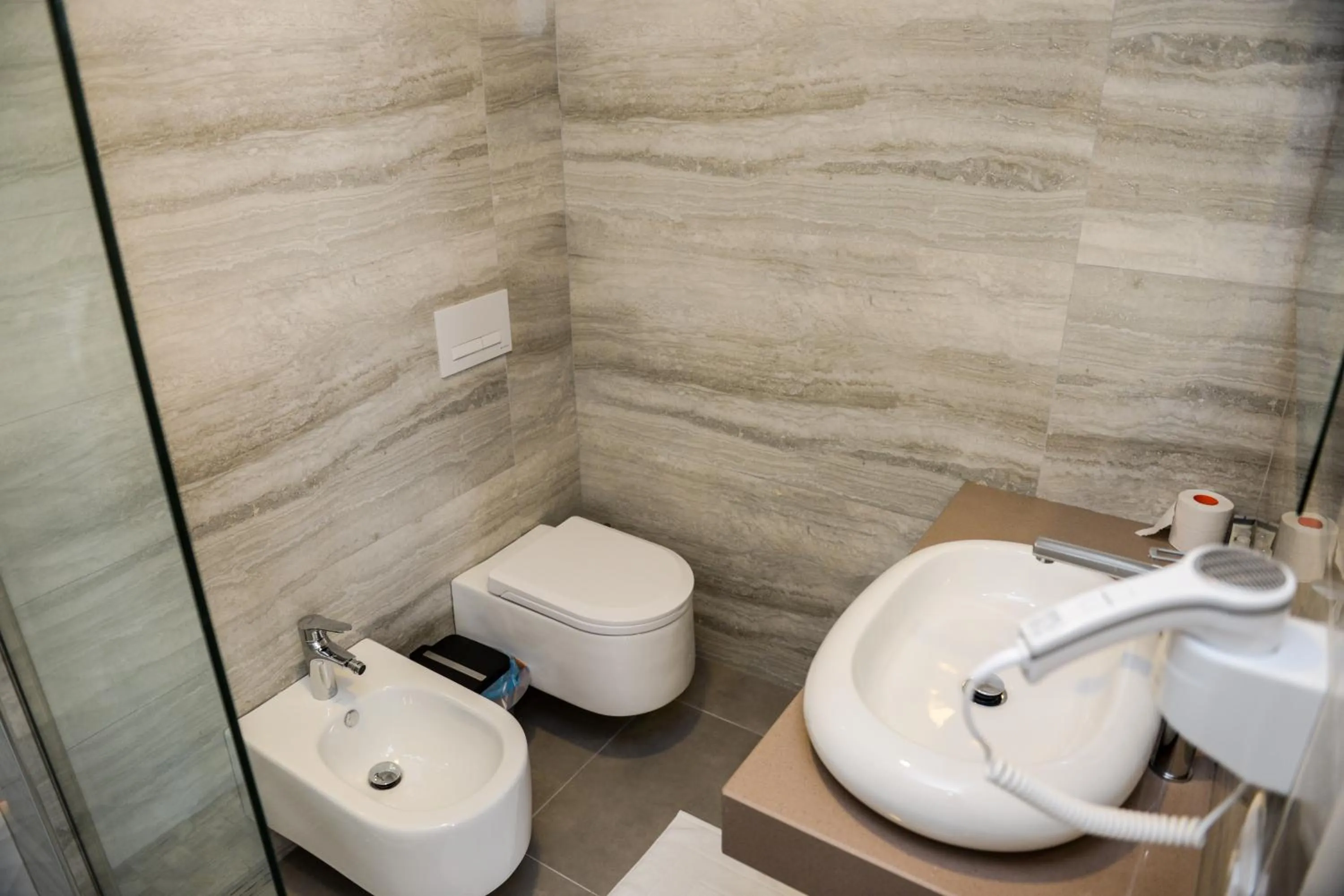 Shower in Brilliant Hotel & SPA