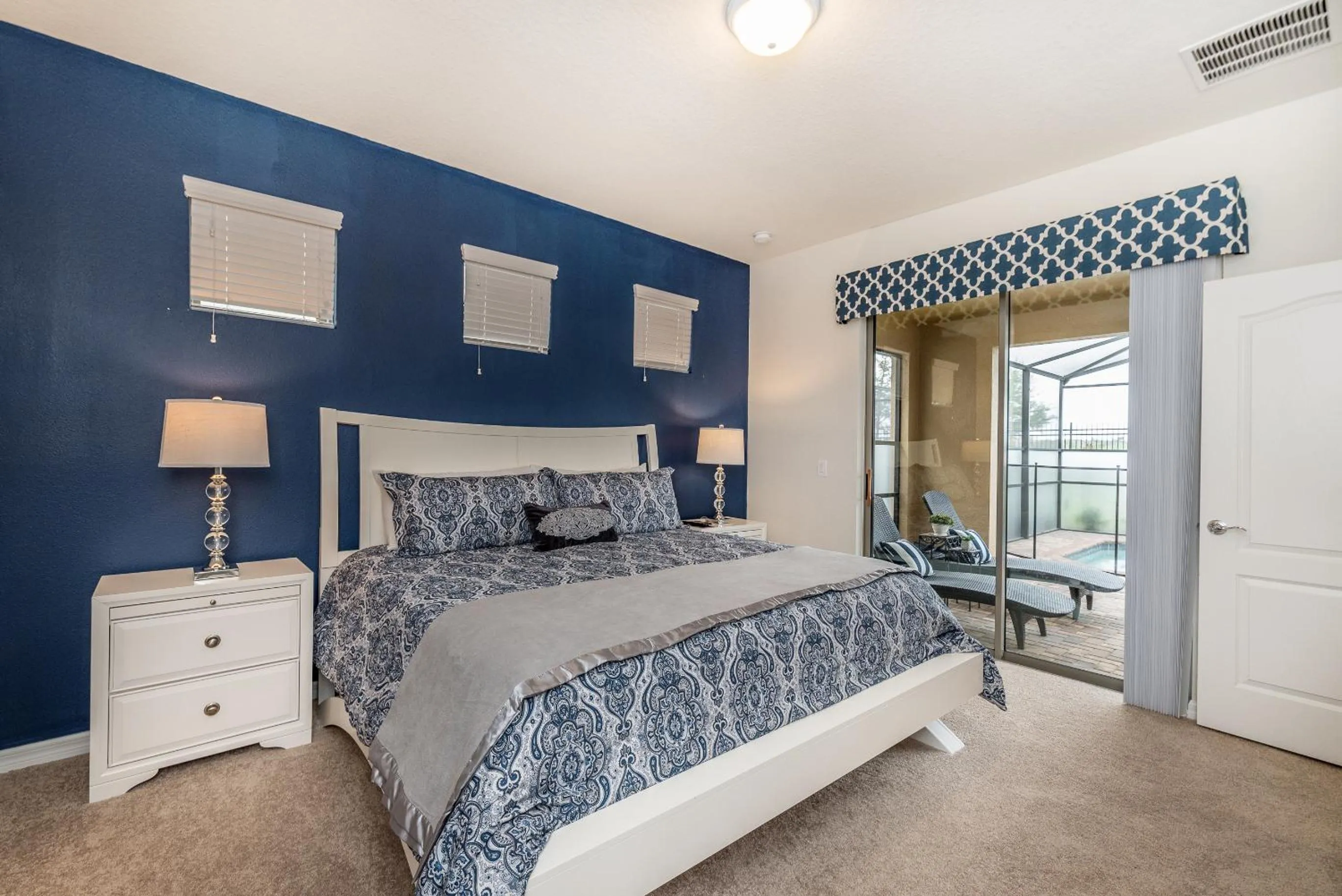 Bed in Large Villa wPrivate Pool Game Room Waterpark