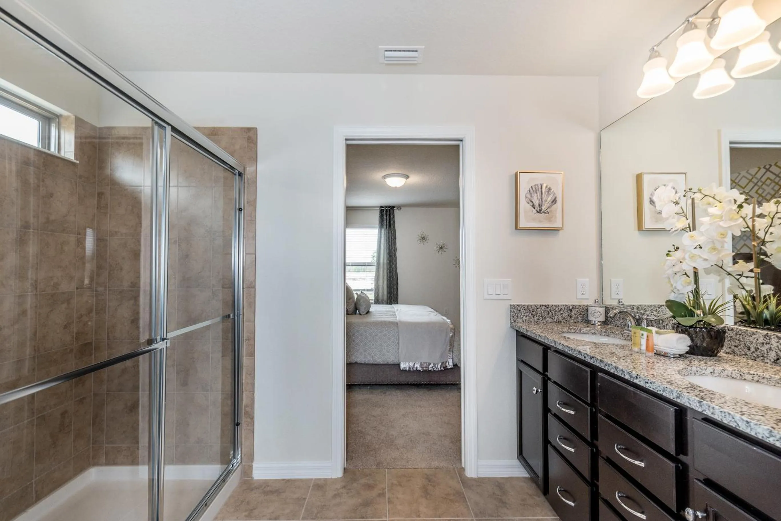 Large Villa wPrivate Pool Game Room Waterpark