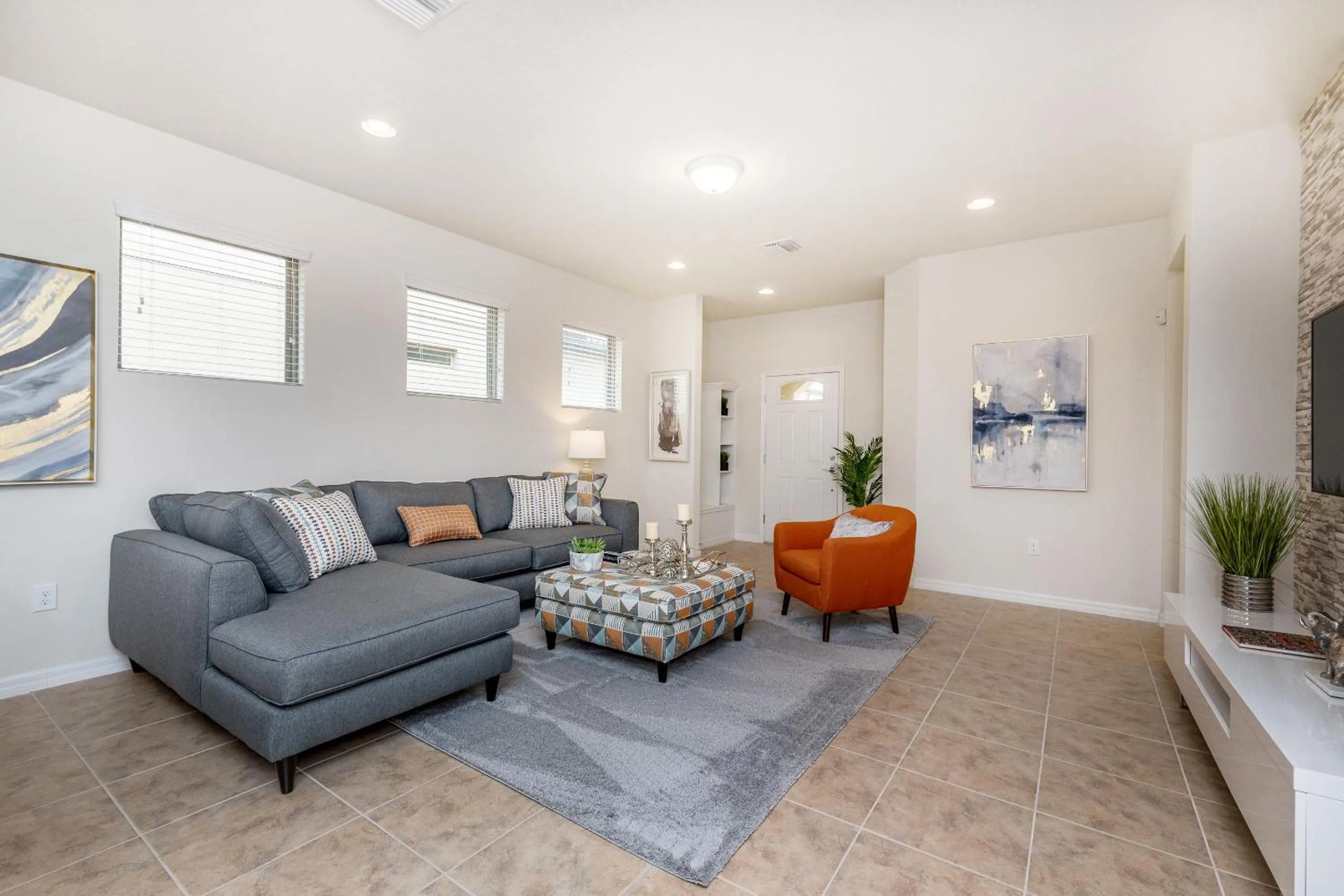 Large Villa wPrivate Pool Game Room Waterpark