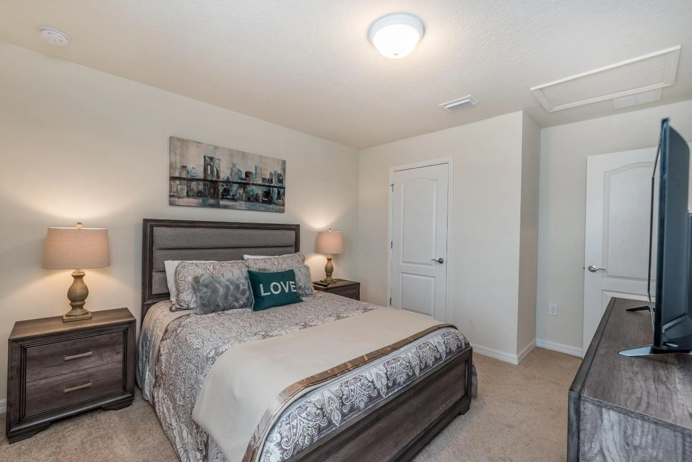 Bed in Large Villa wPrivate Pool Game Room Waterpark