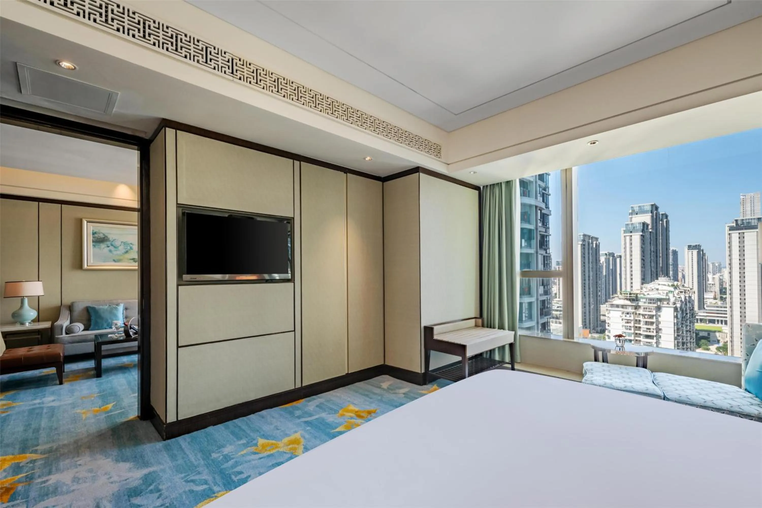 Photo of the whole room, Bed in Kempinski Hotel Xiamen