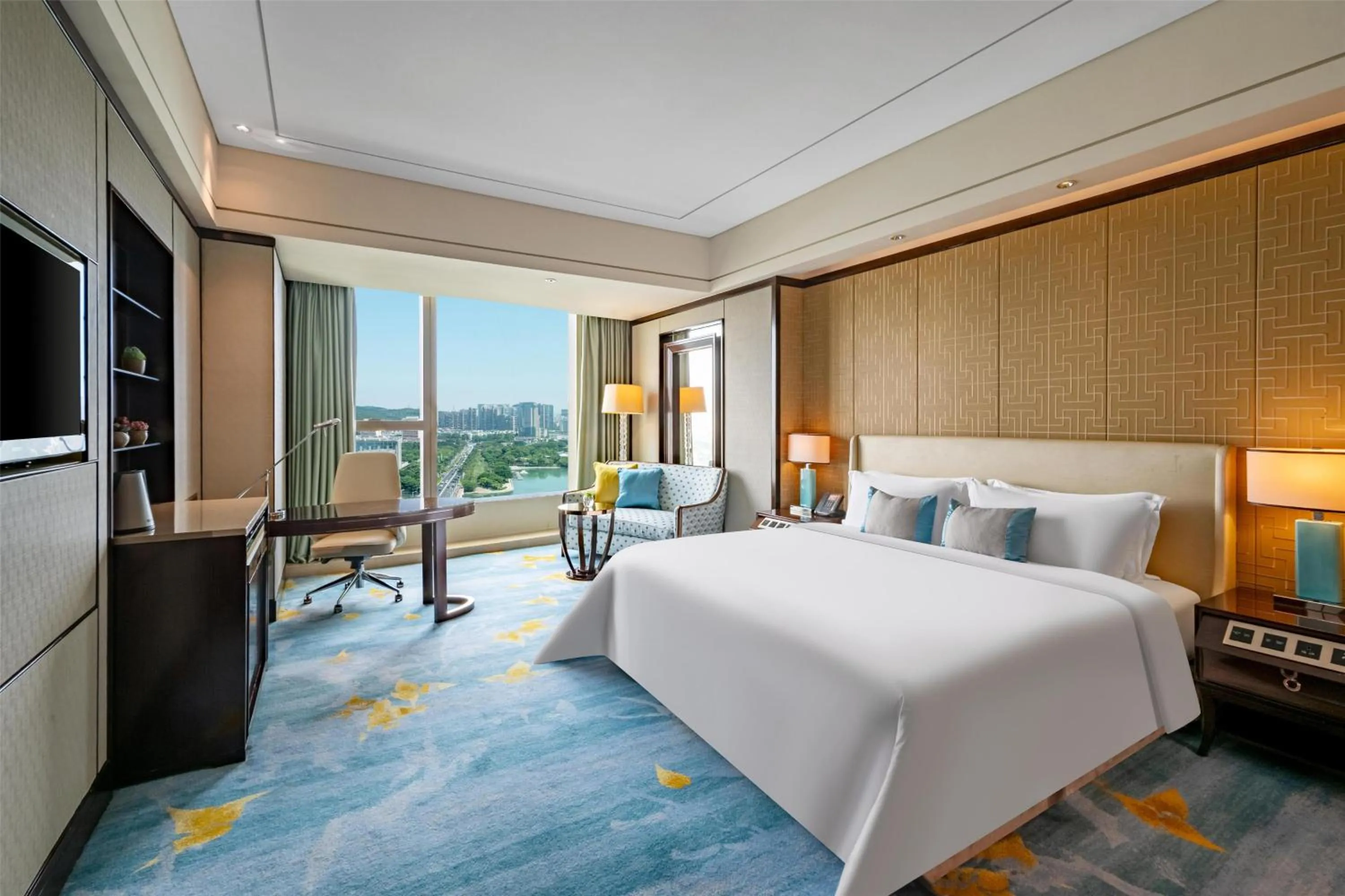 Bedroom, Bed in Kempinski Hotel Xiamen