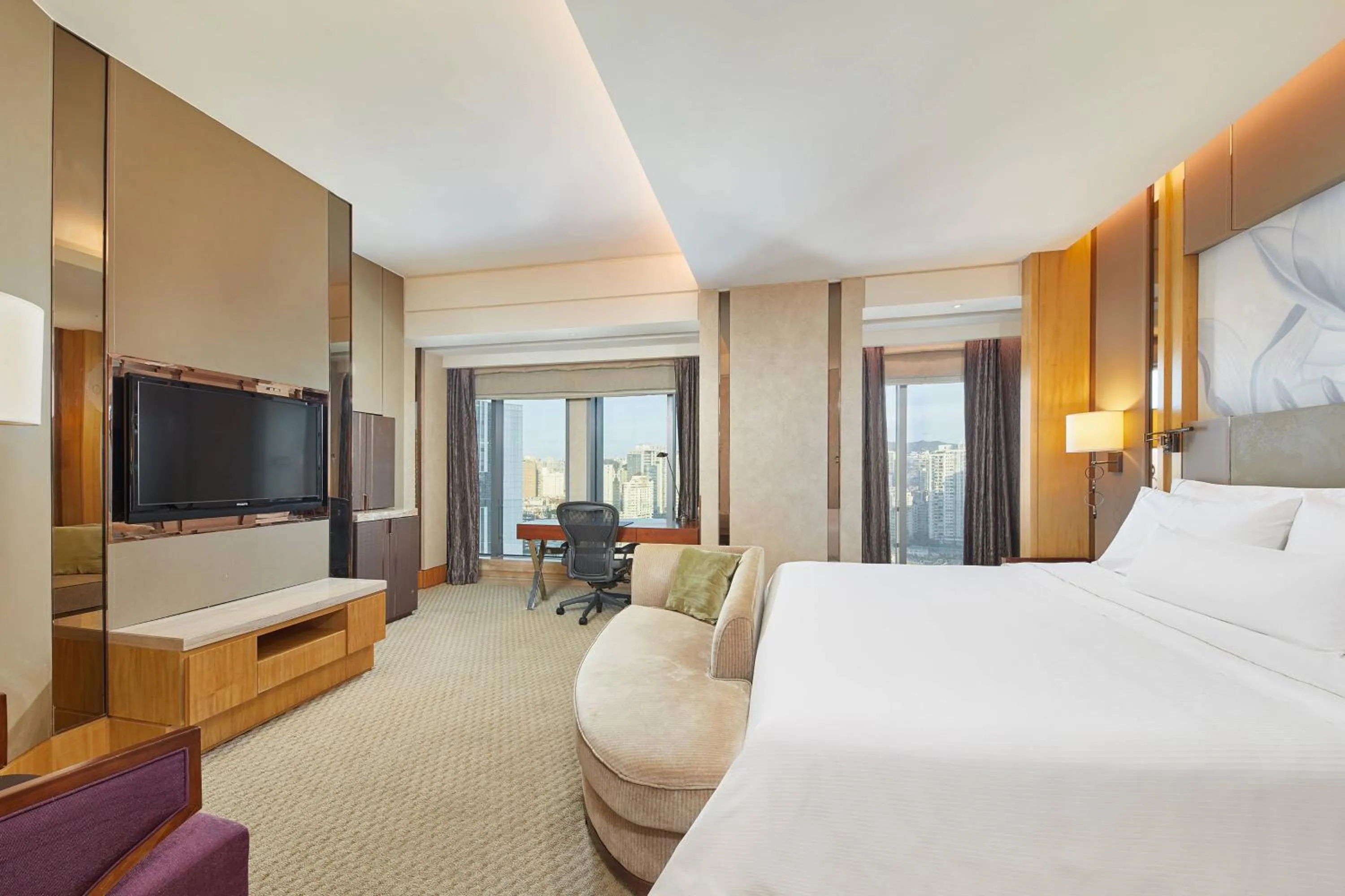 Photo of the whole room in The Westin Xiamen