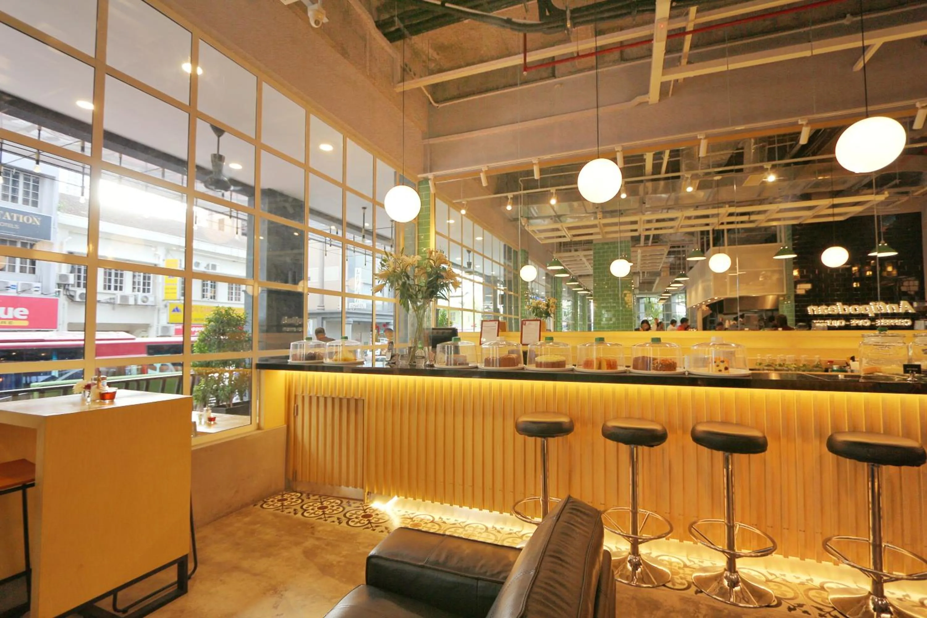 Restaurant/places to eat in Travelodge Kuala Lumpur City Centre