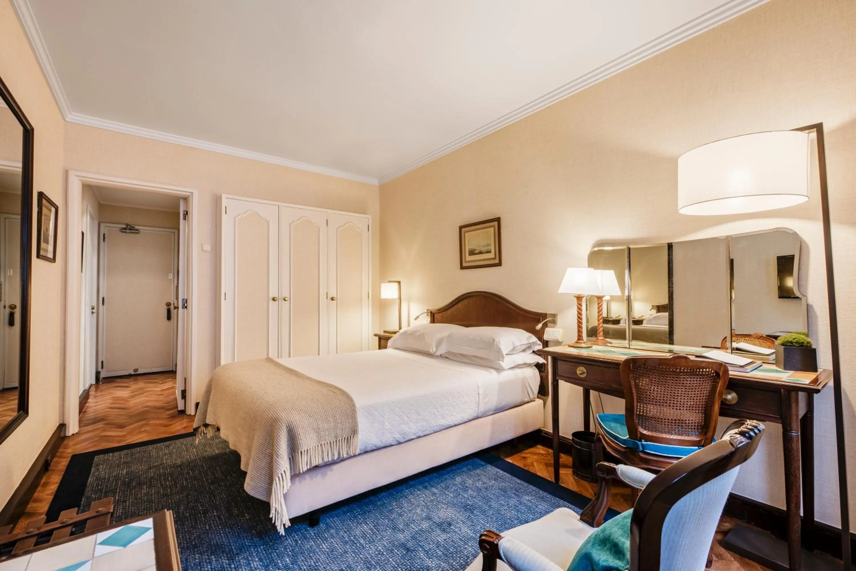 Bedroom, Bed in Hotel Lisboa Plaza - Lisbon Heritage Collection - Avenida