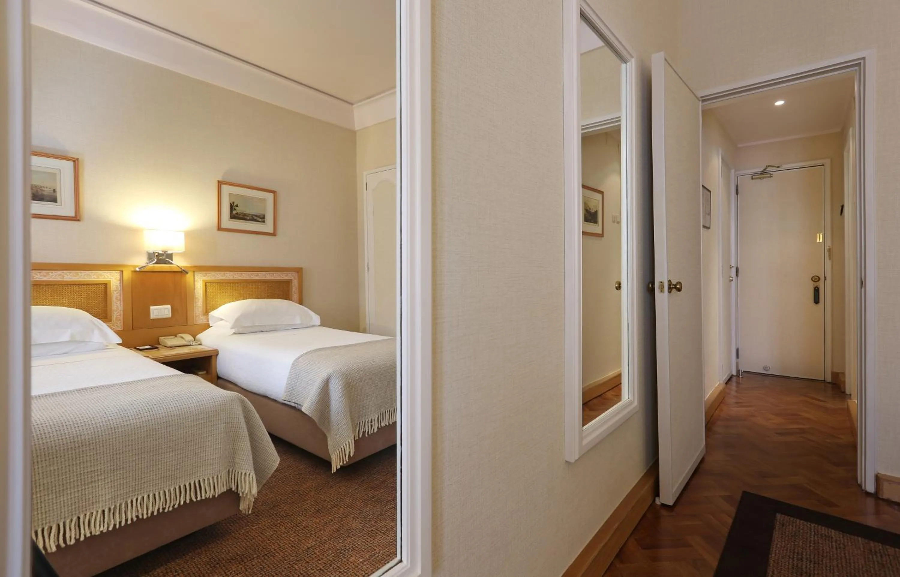 Decorative detail, Bed in Hotel Lisboa Plaza - Lisbon Heritage Collection - Avenida