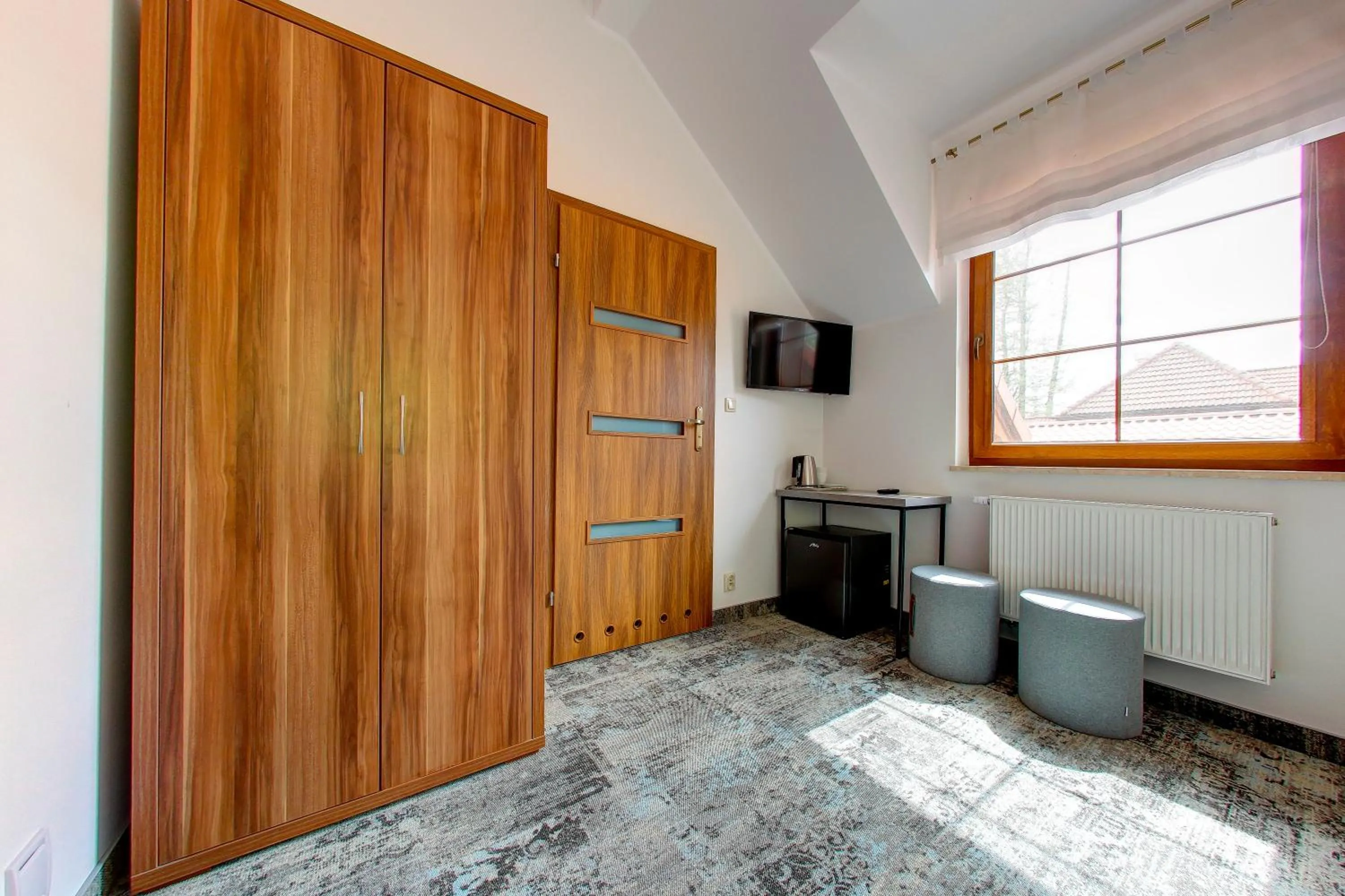 POD DEBEM Kompleks Zeglarsko-Rekreacyjny