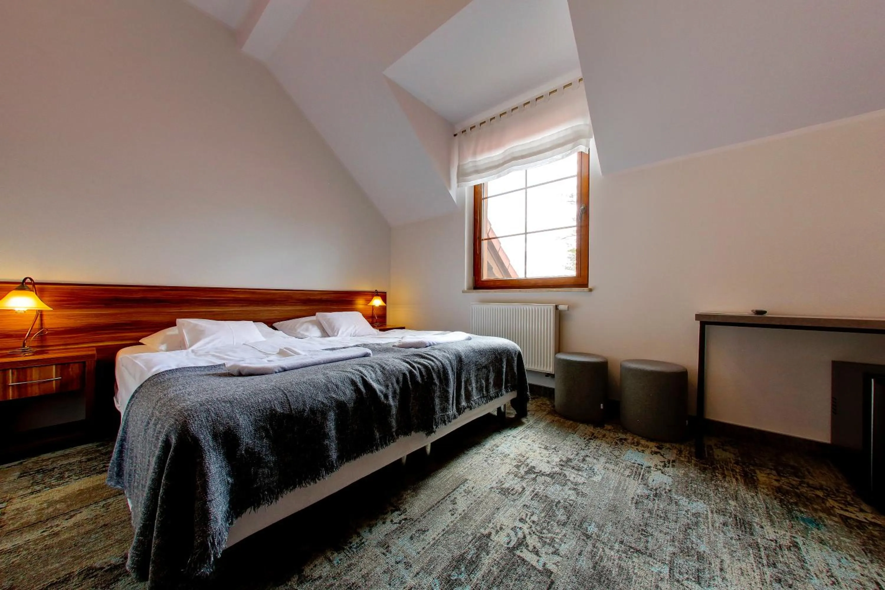 Bed in POD DEBEM Kompleks Zeglarsko-Rekreacyjny