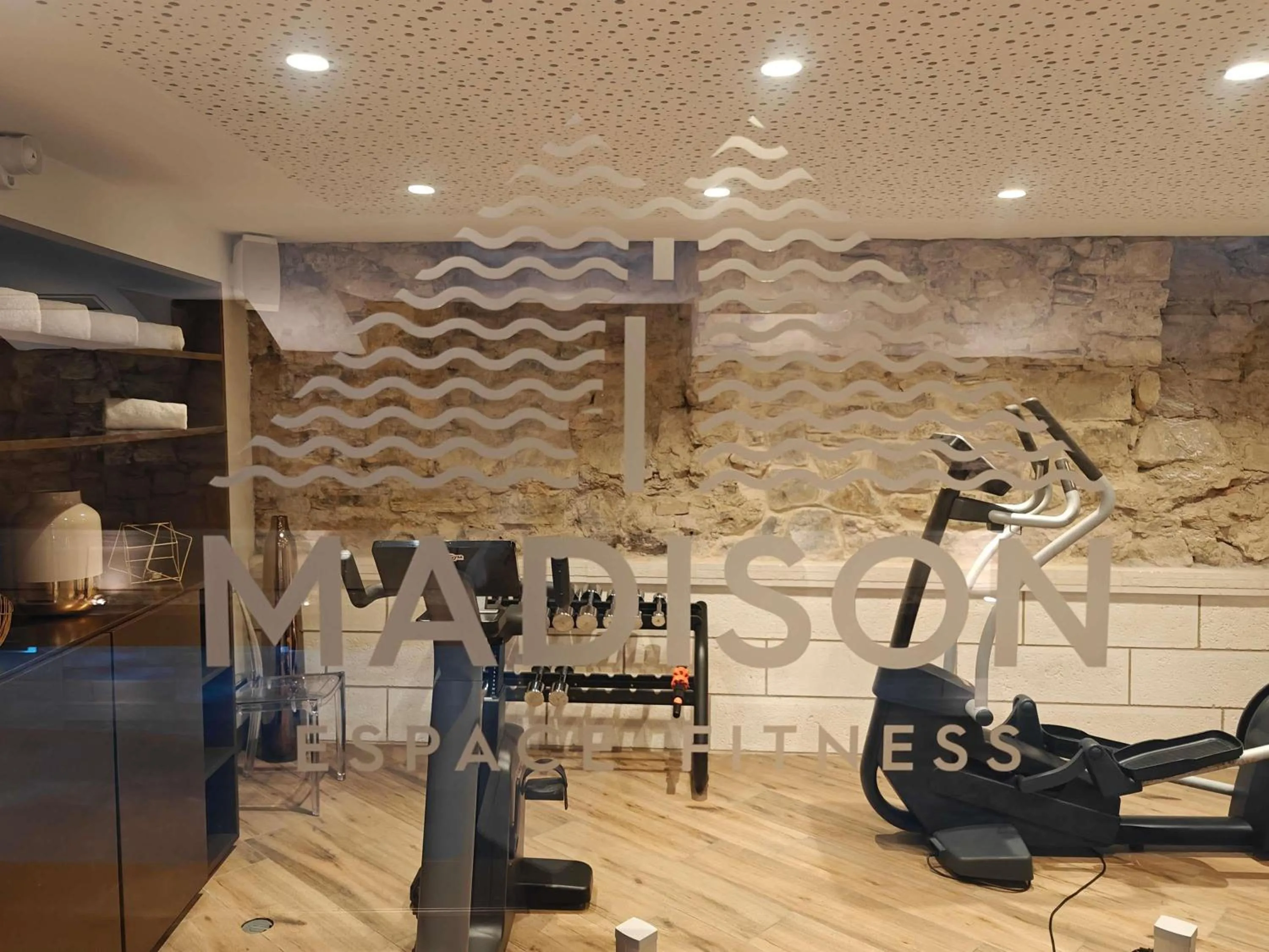 Fitness centre/facilities in MADISON Saint Jean de Luz - Handwritten Collection