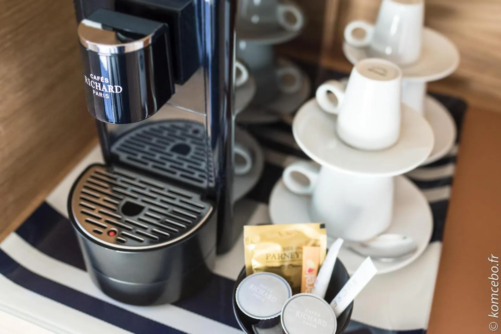 Coffee/tea facilities in MADISON Saint Jean de Luz - Handwritten Collection