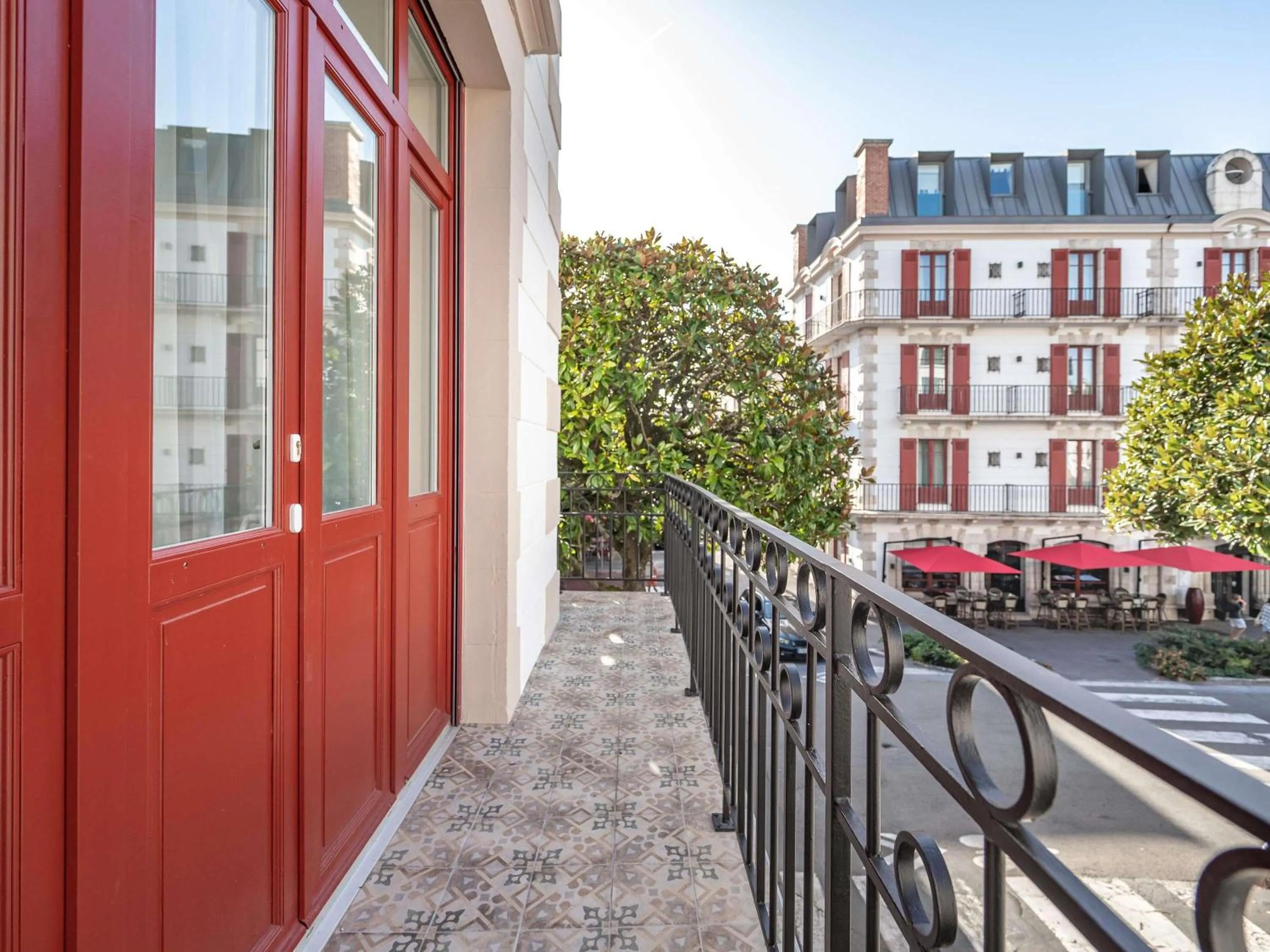 Bedroom in MADISON Saint Jean de Luz - Handwritten Collection
