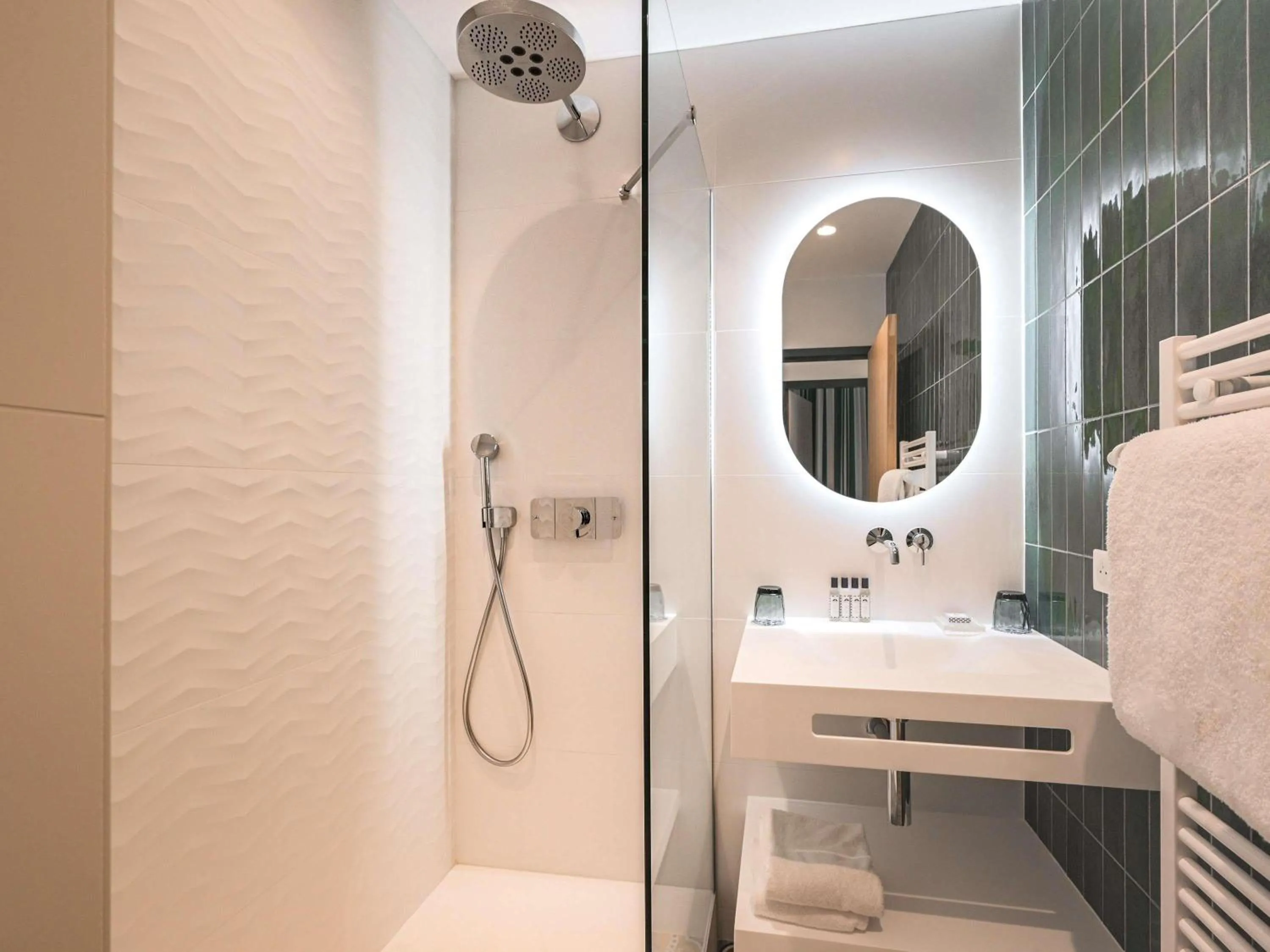 Bedroom in MADISON Saint Jean de Luz - Handwritten Collection