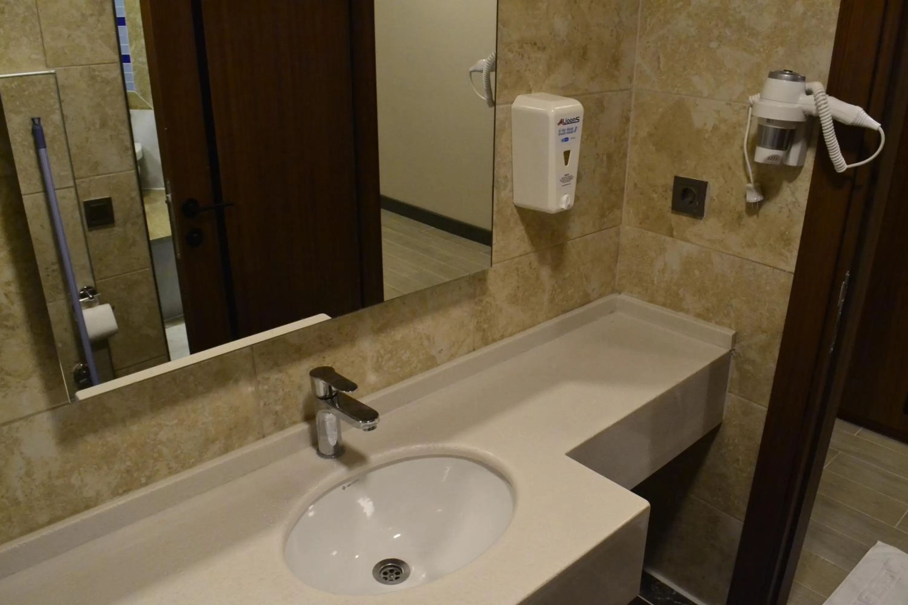 Bathroom in Aforia Thermal Residences