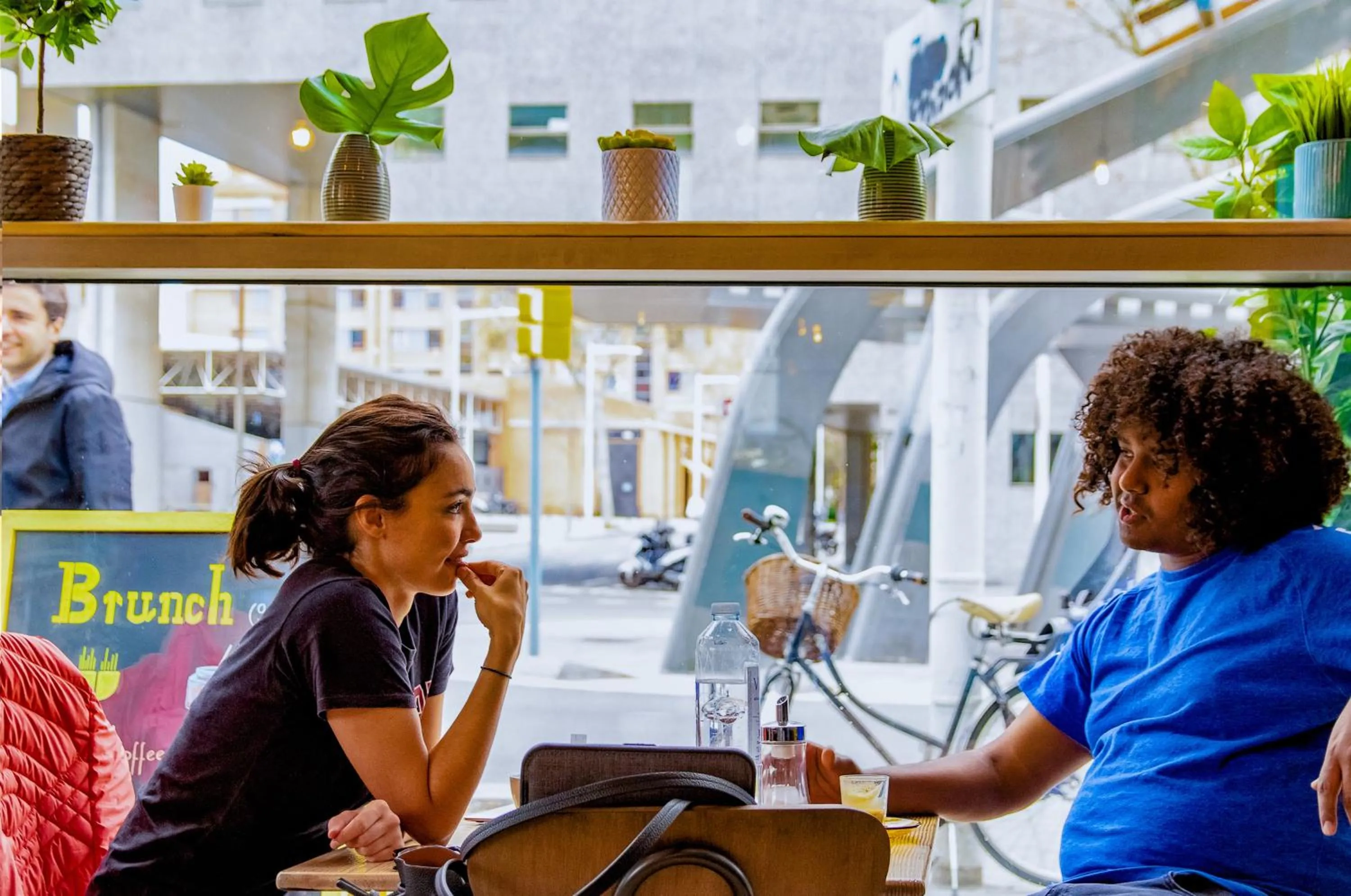 People in Unite Hostel Barcelona