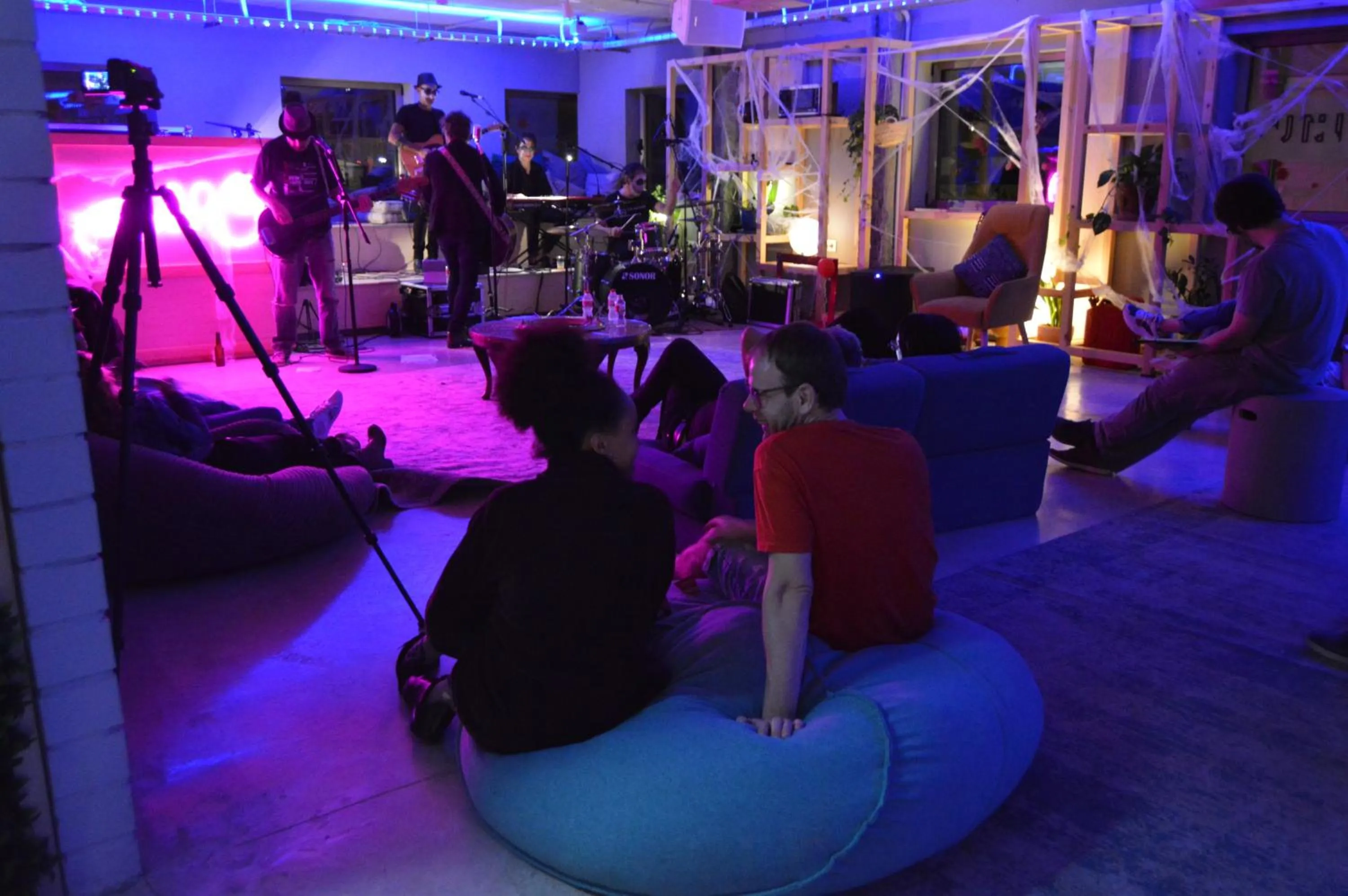 People in Unite Hostel Barcelona